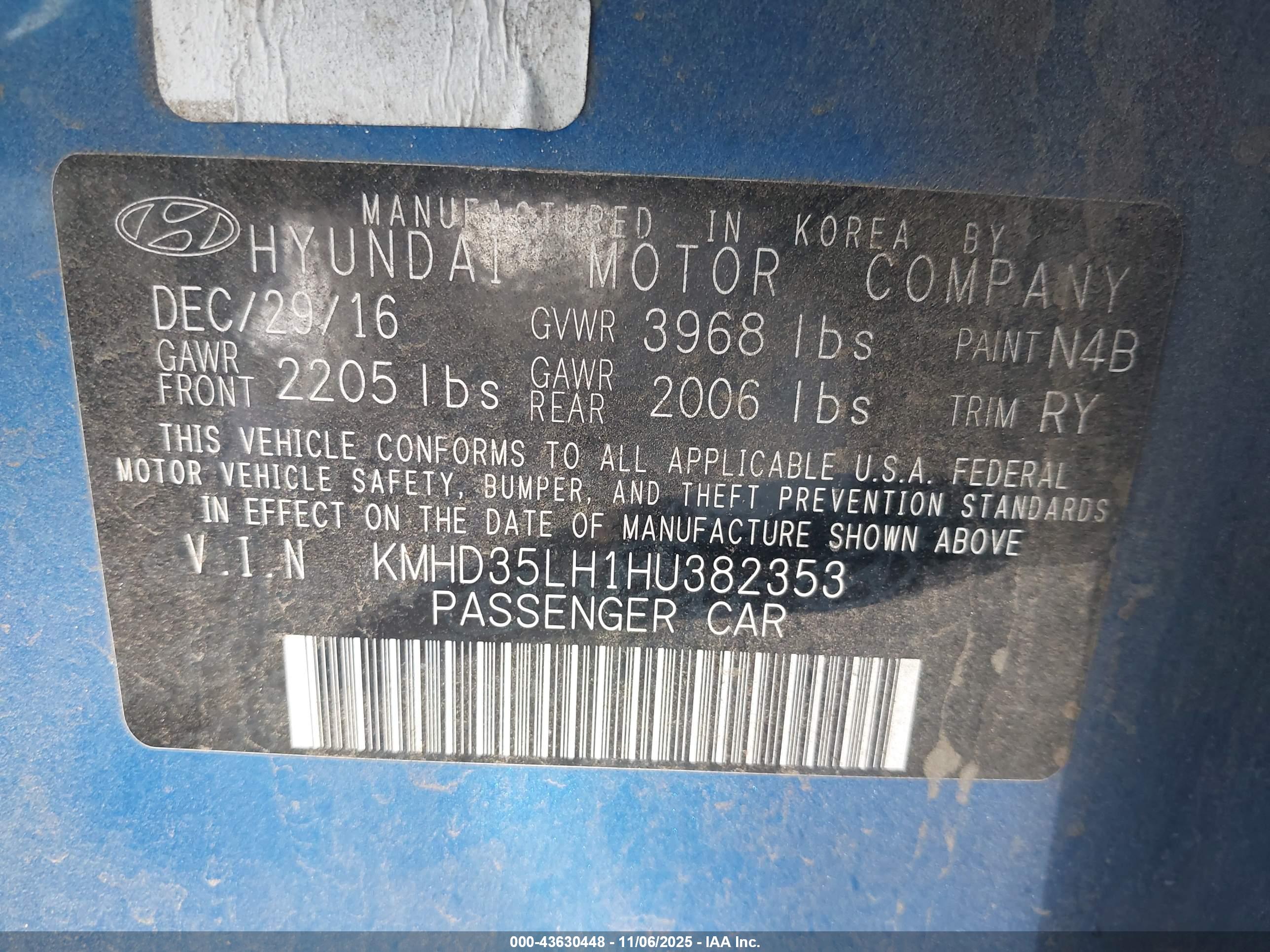HYUNDAI ELANTRA image 9