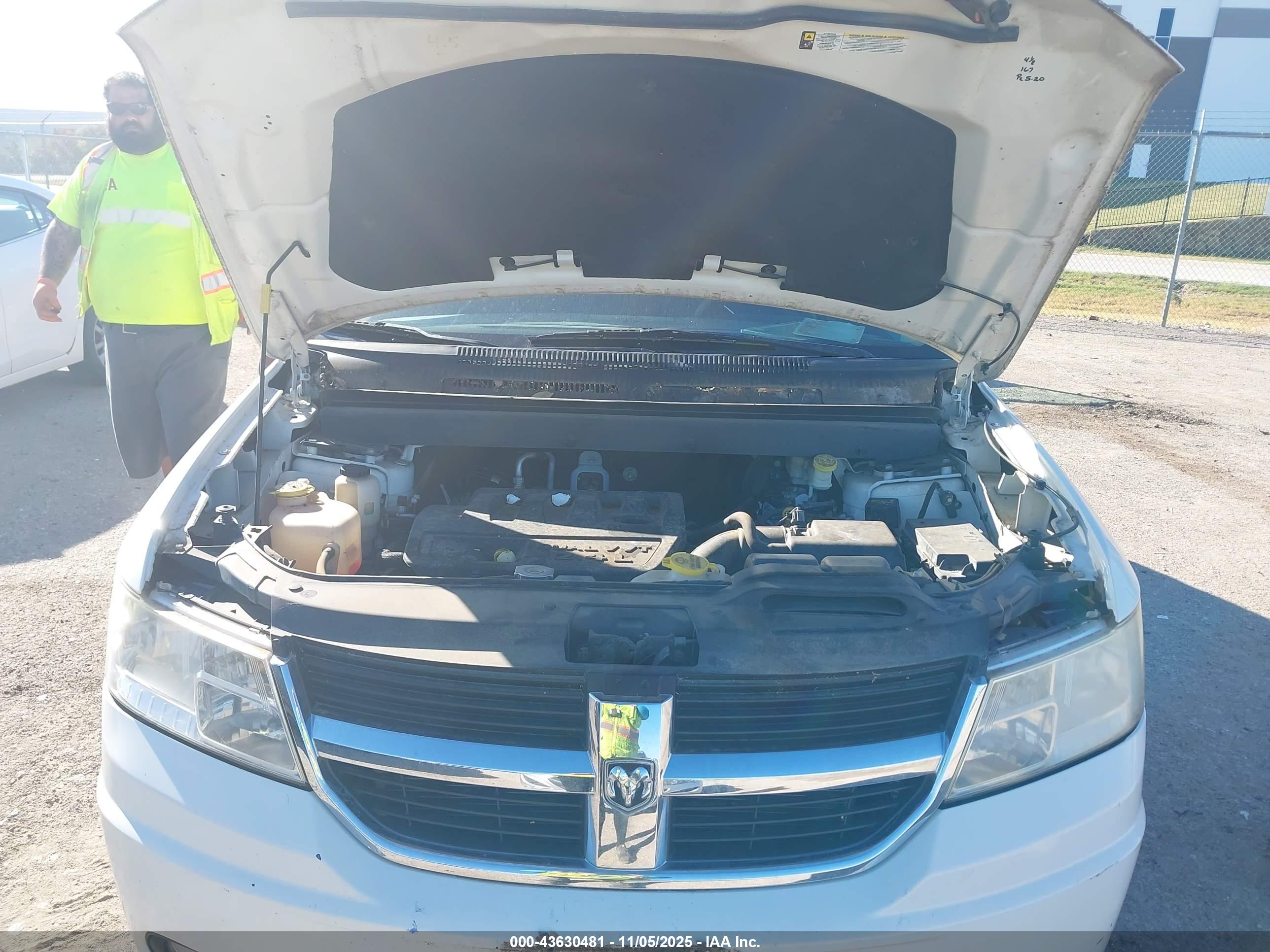 DODGE JOURNEY image 10