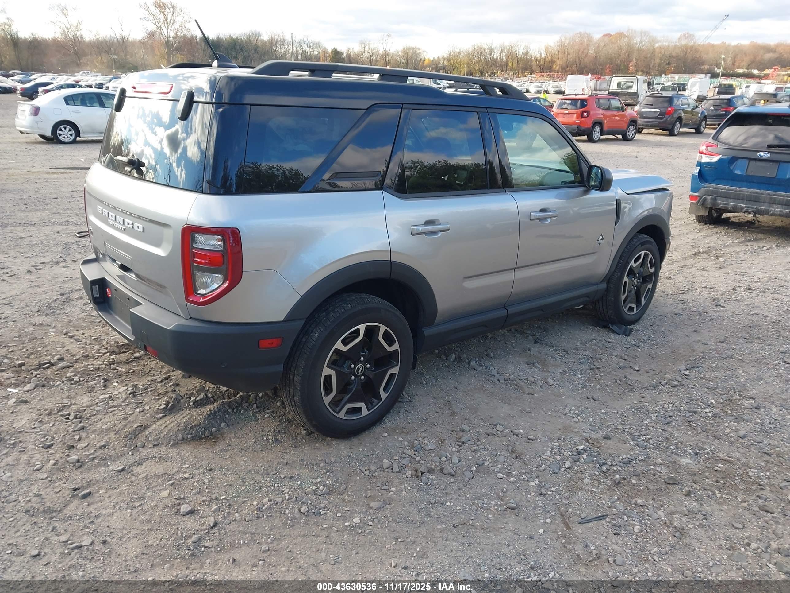 FORD BRONCO image 4