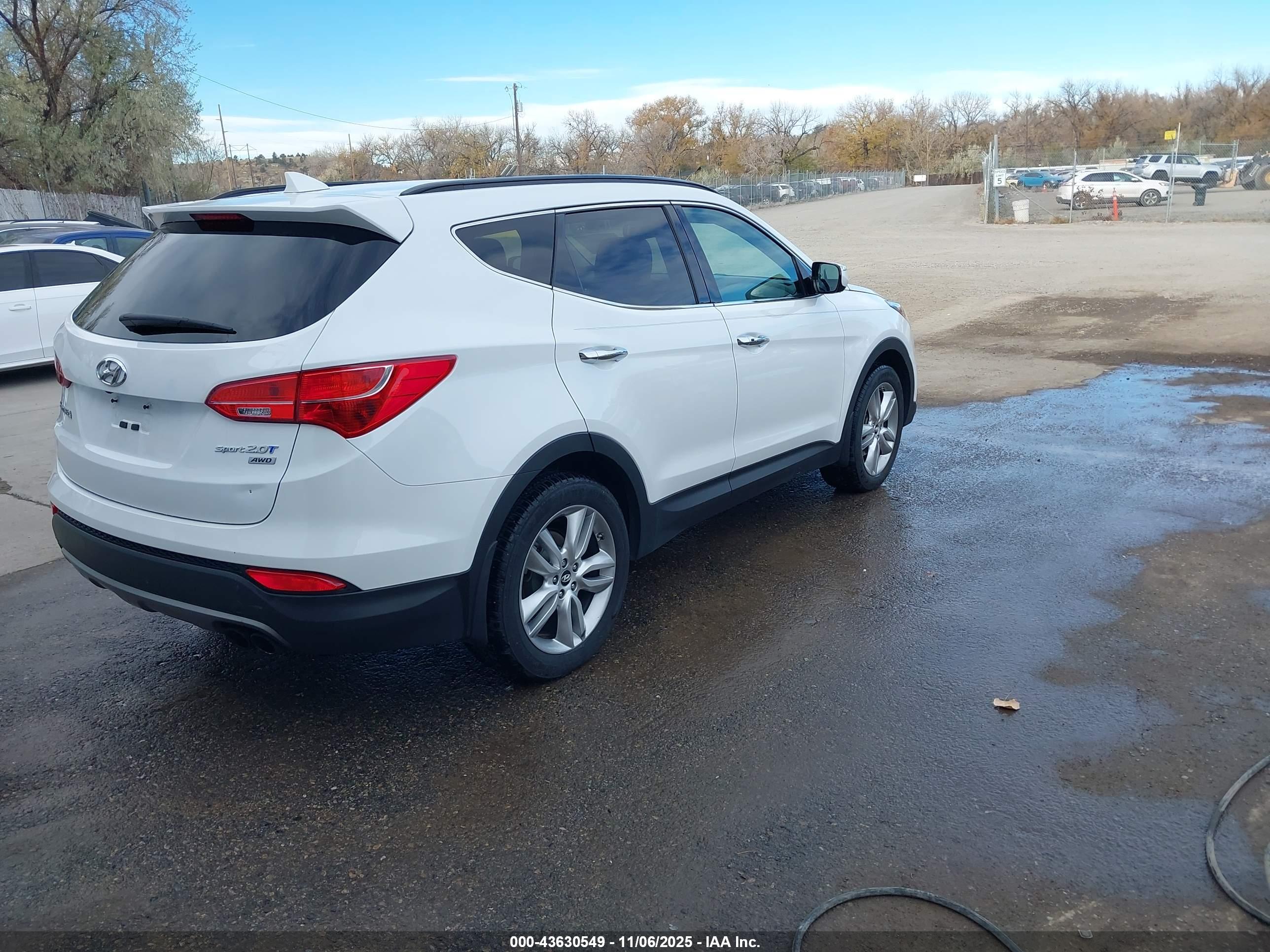 HYUNDAI SANTA image 4