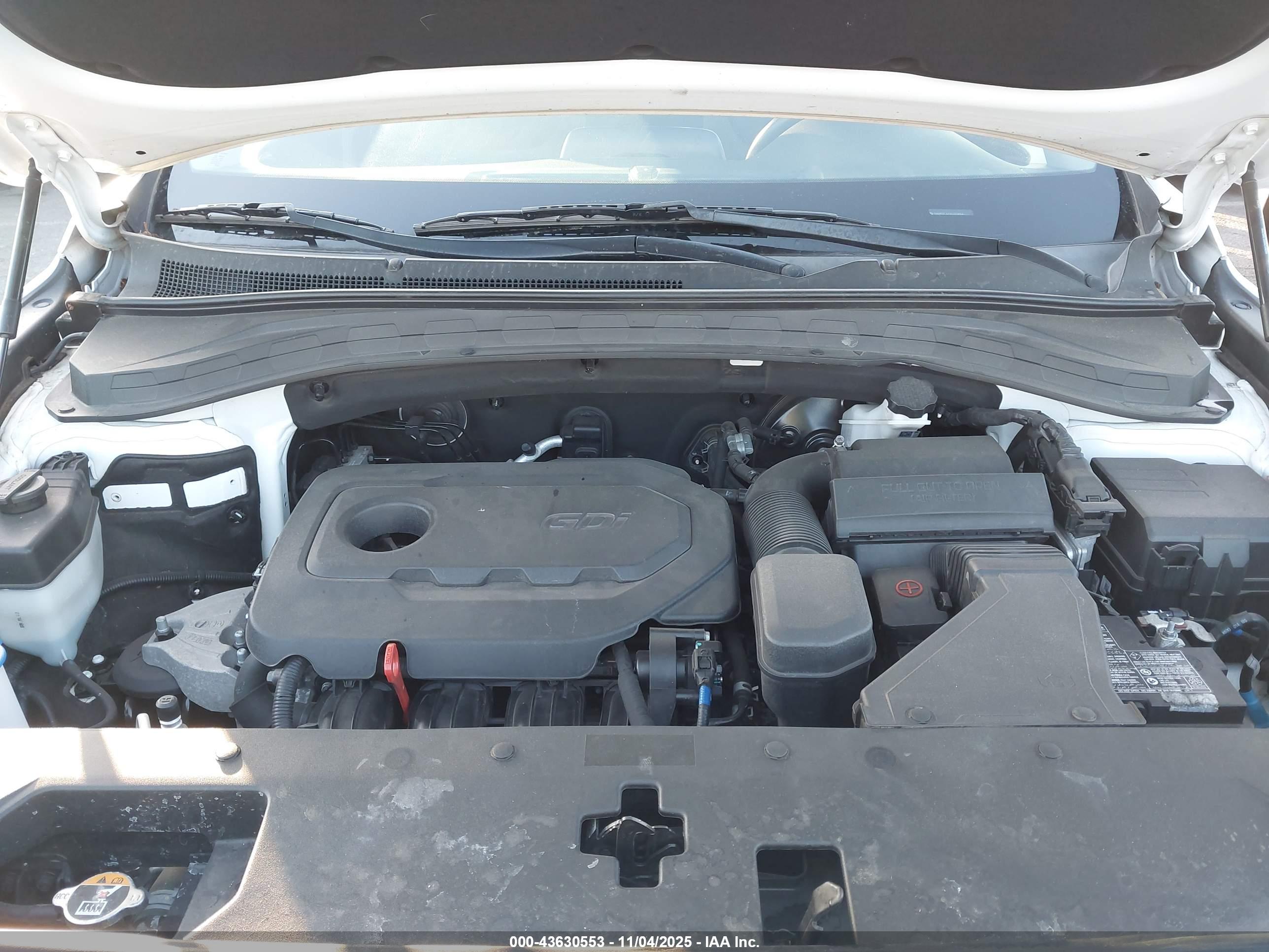 HYUNDAI SANTA image 10