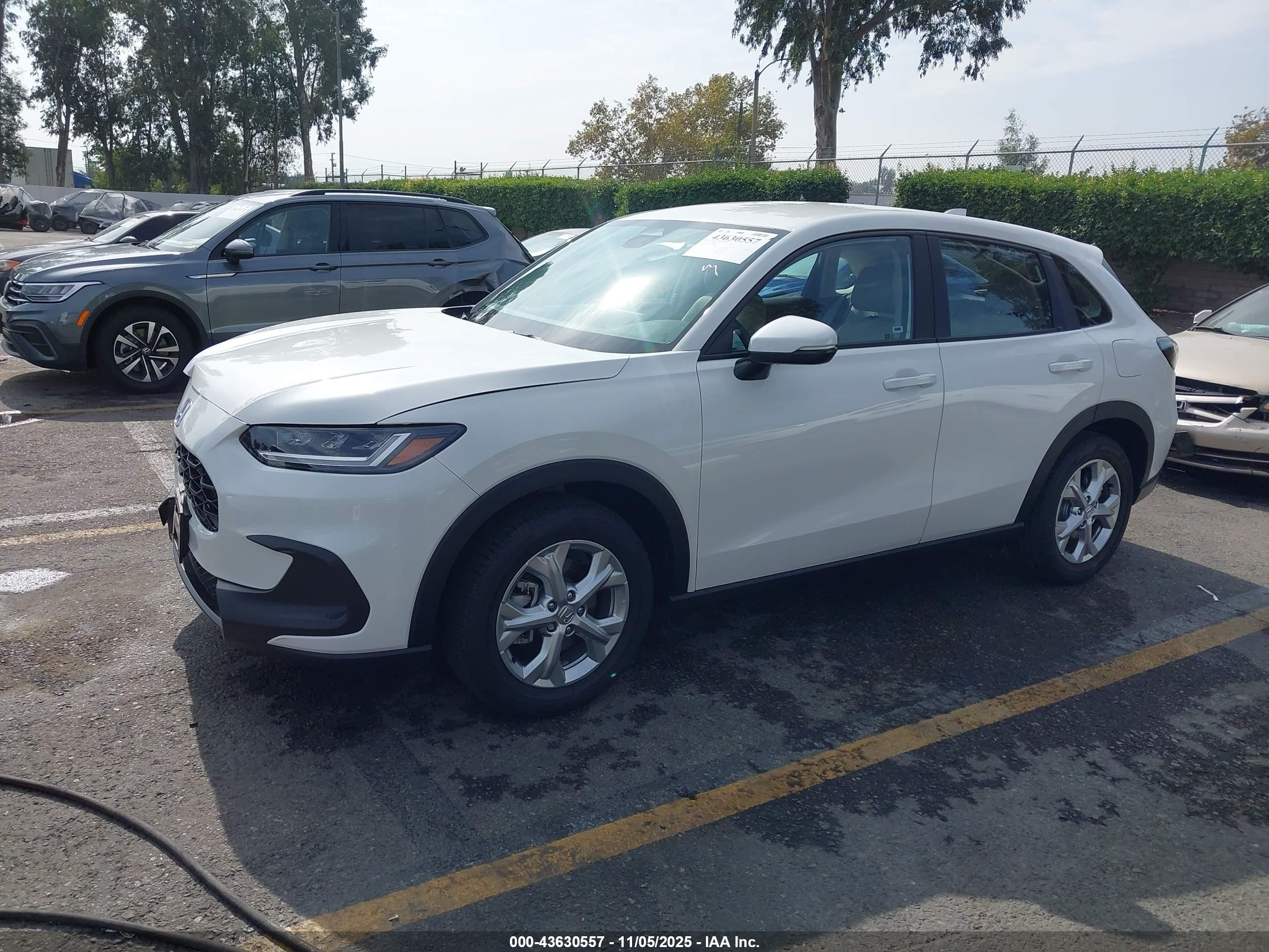 HONDA HR-V image 2