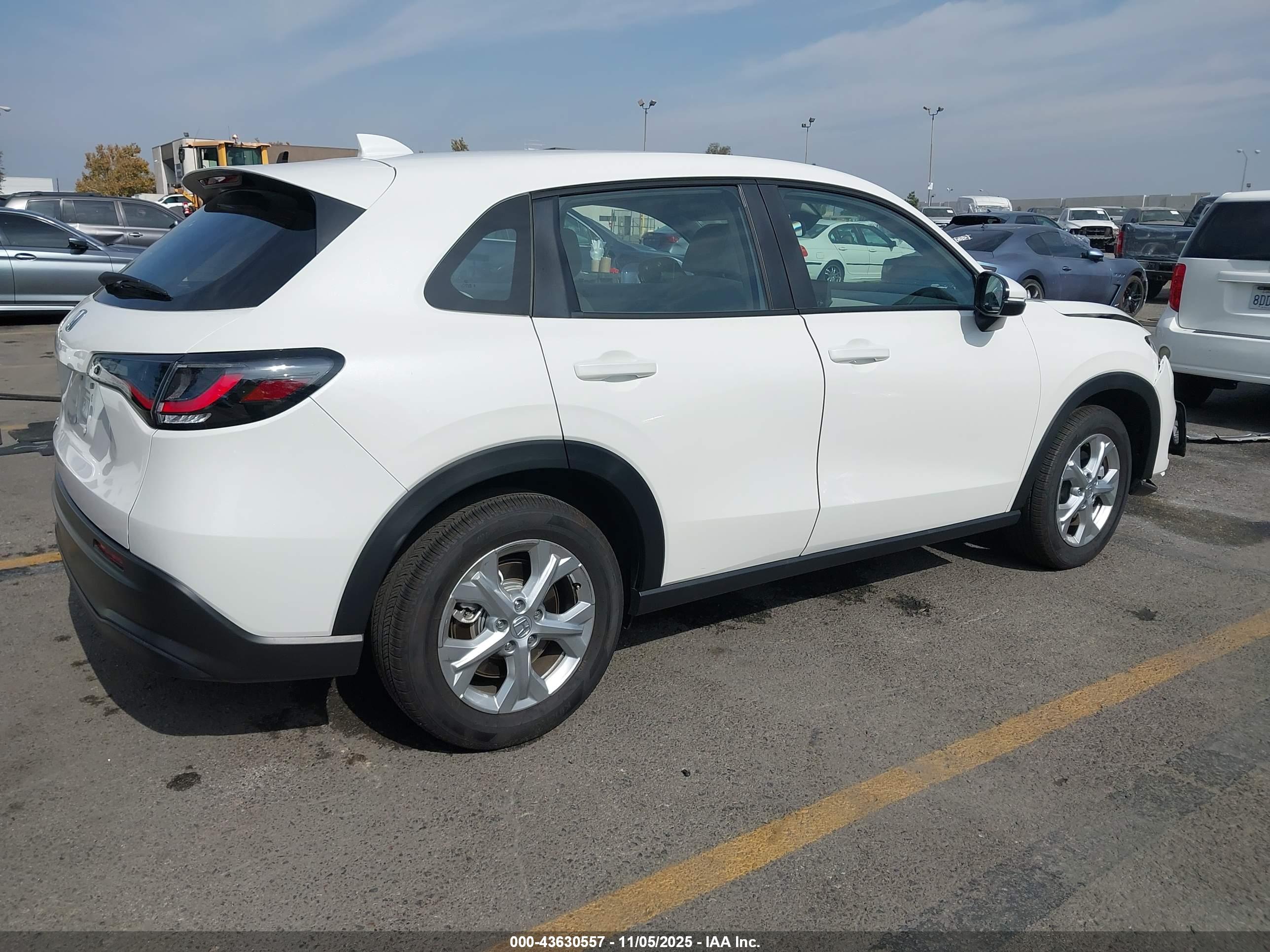 HONDA HR-V image 4