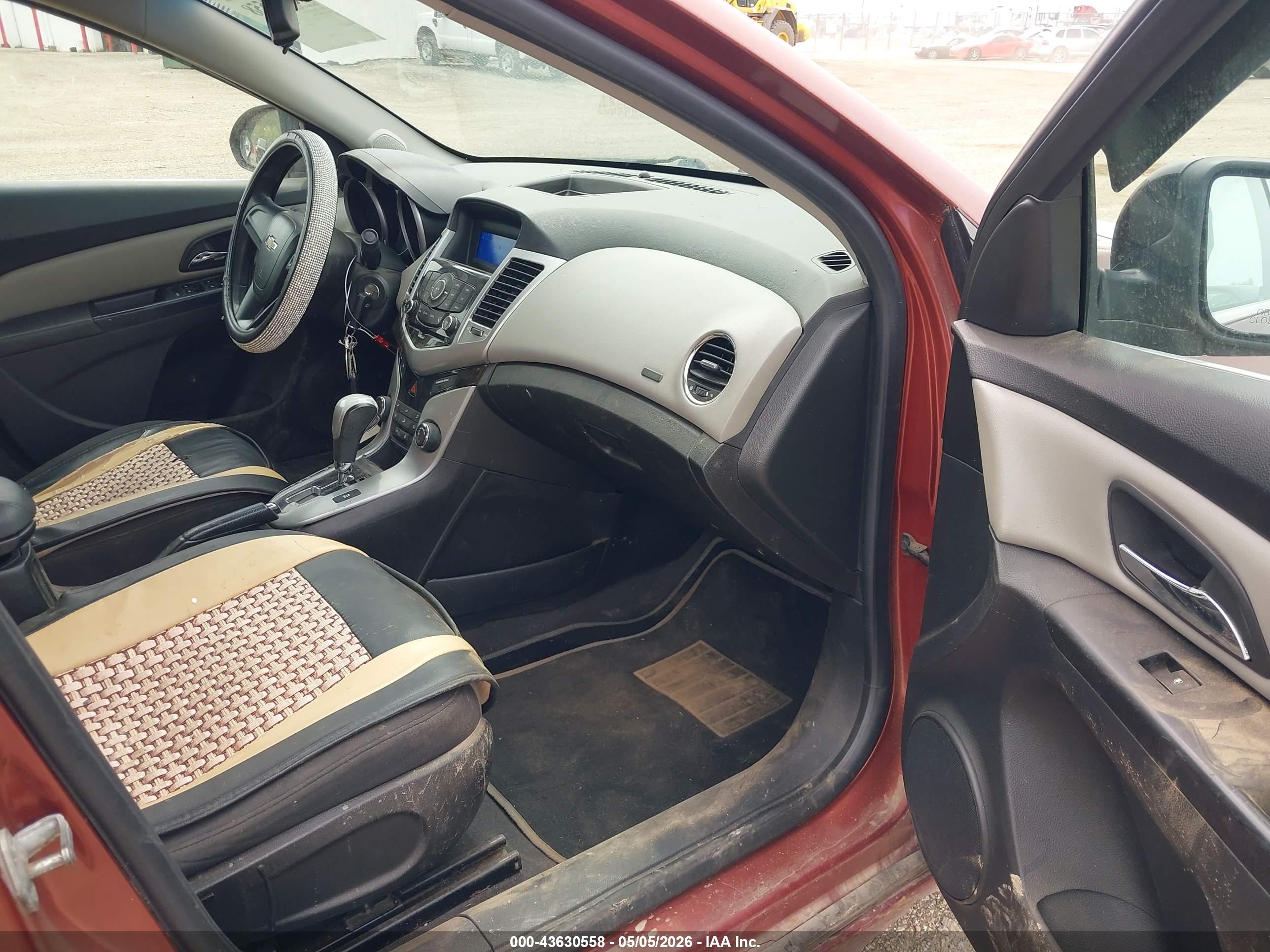 CHEVROLET CRUZE image 5