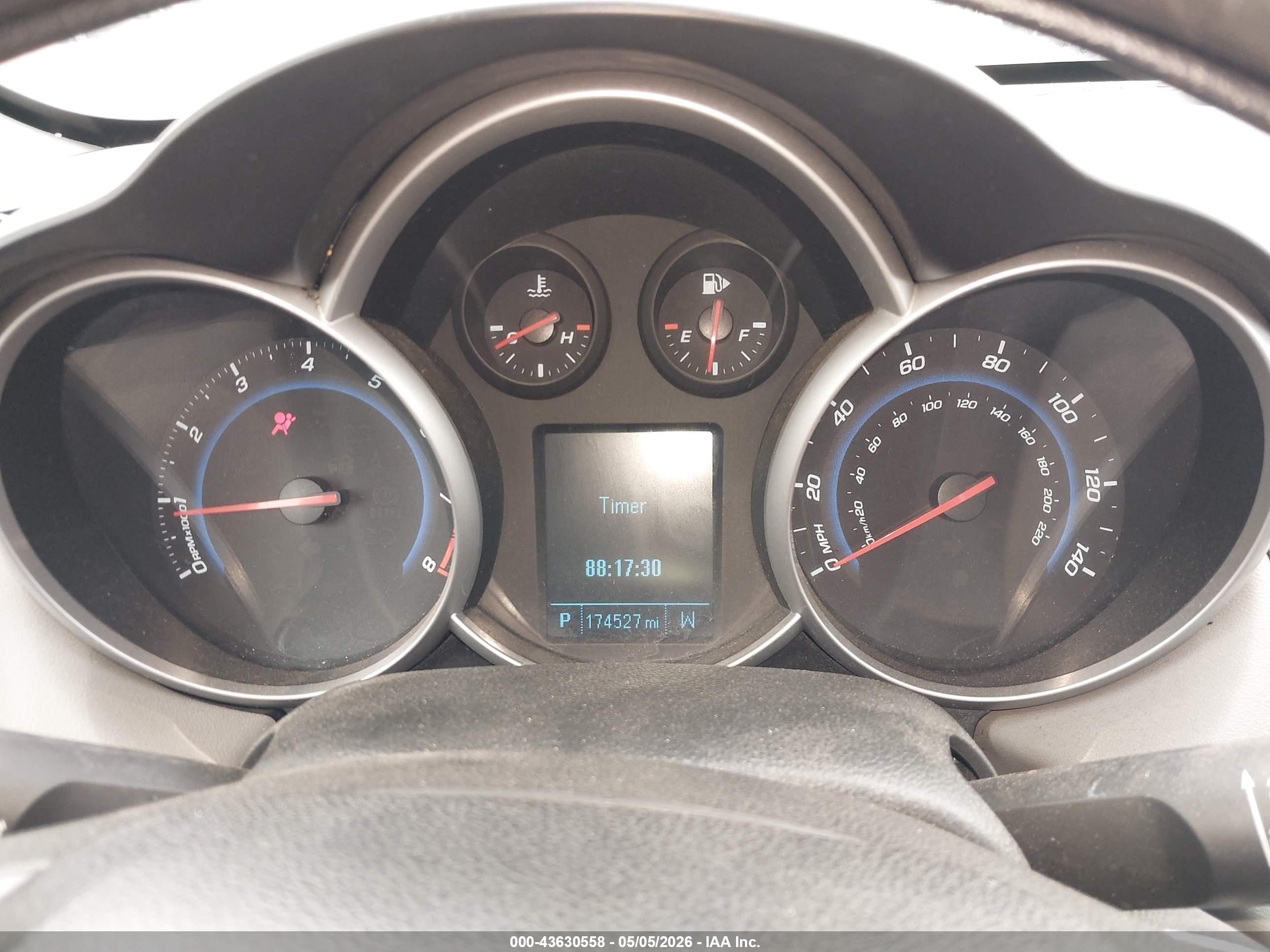 CHEVROLET CRUZE image 7