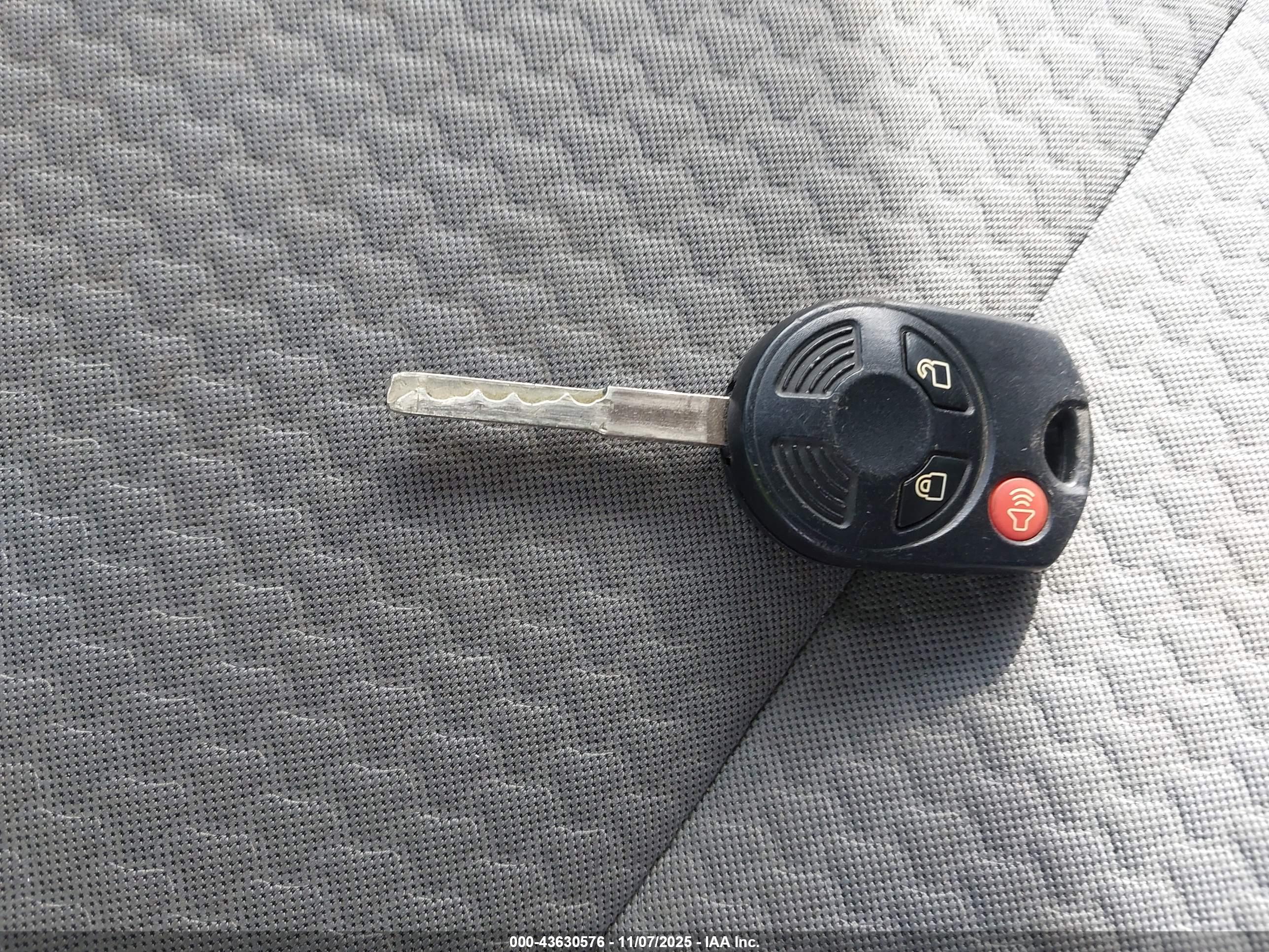 FORD ESCAPE image 11