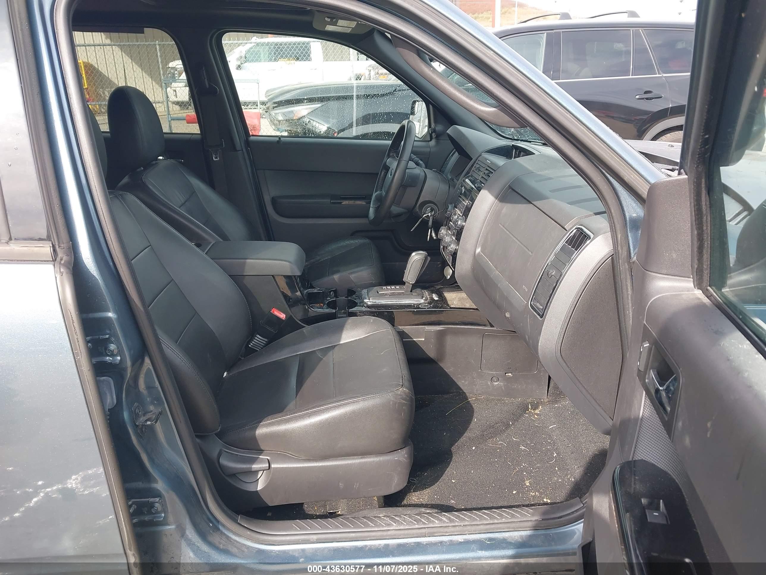 FORD ESCAPE image 5