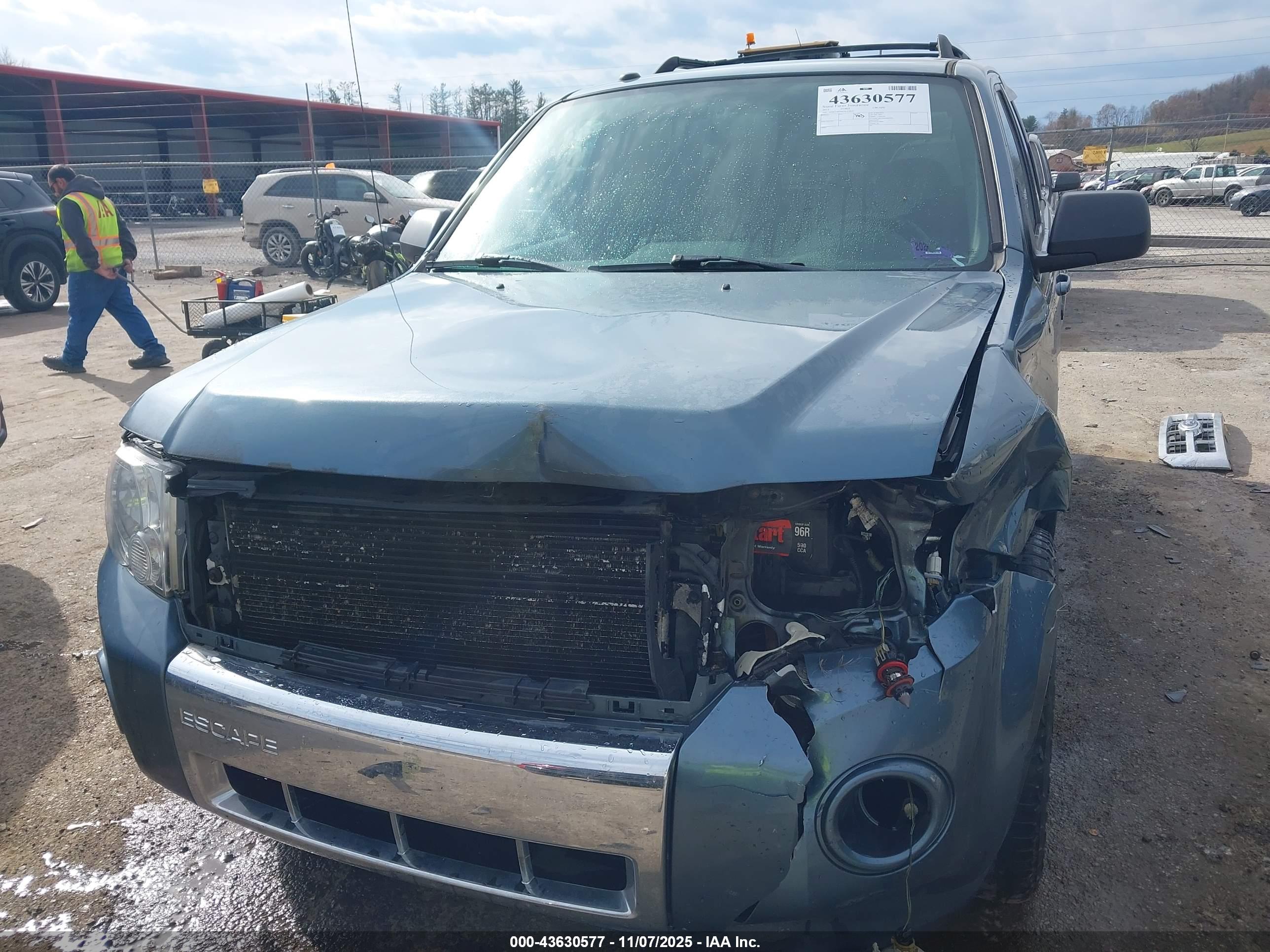 FORD ESCAPE image 6