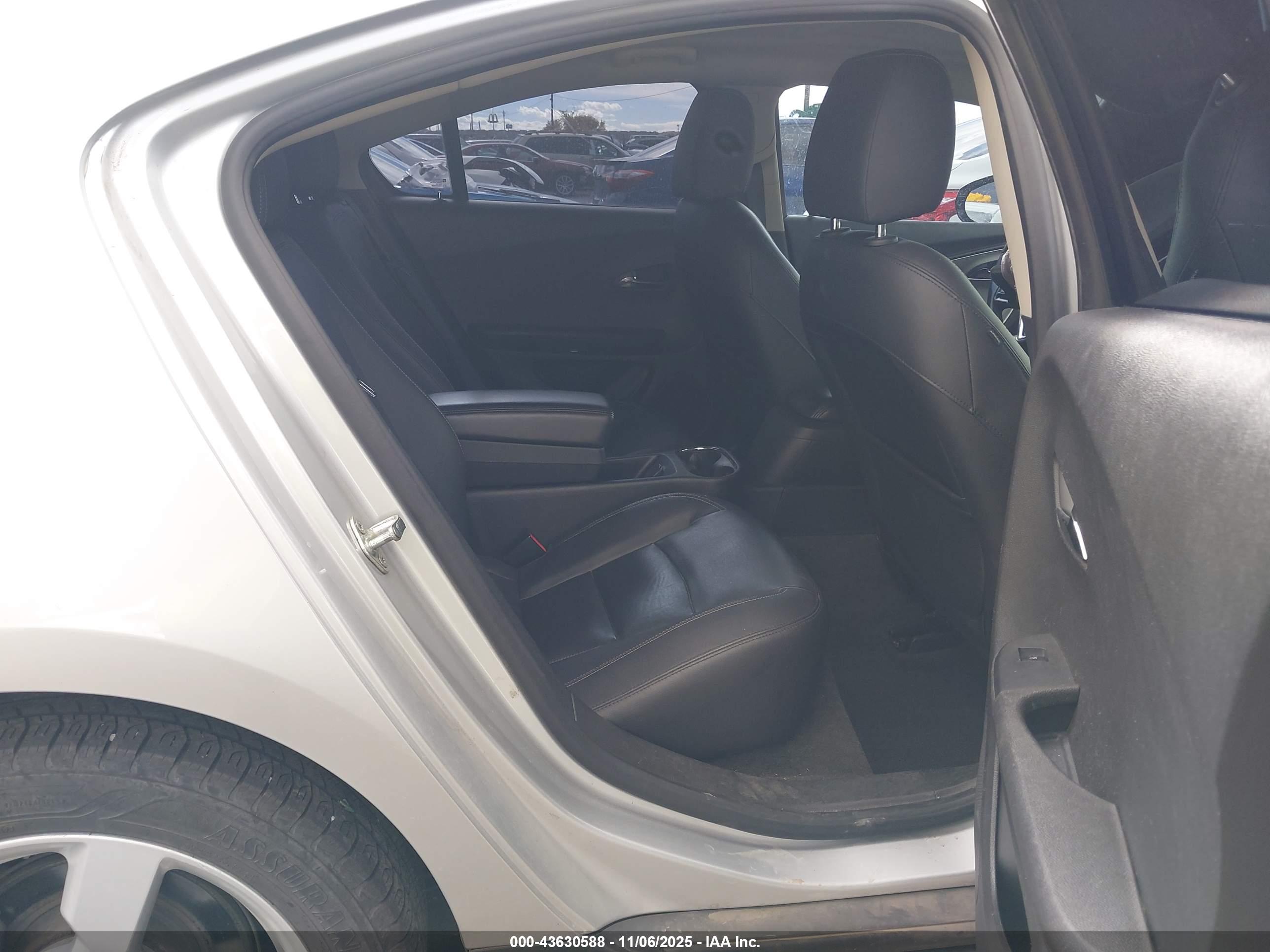 CHEVROLET VOLT image 8