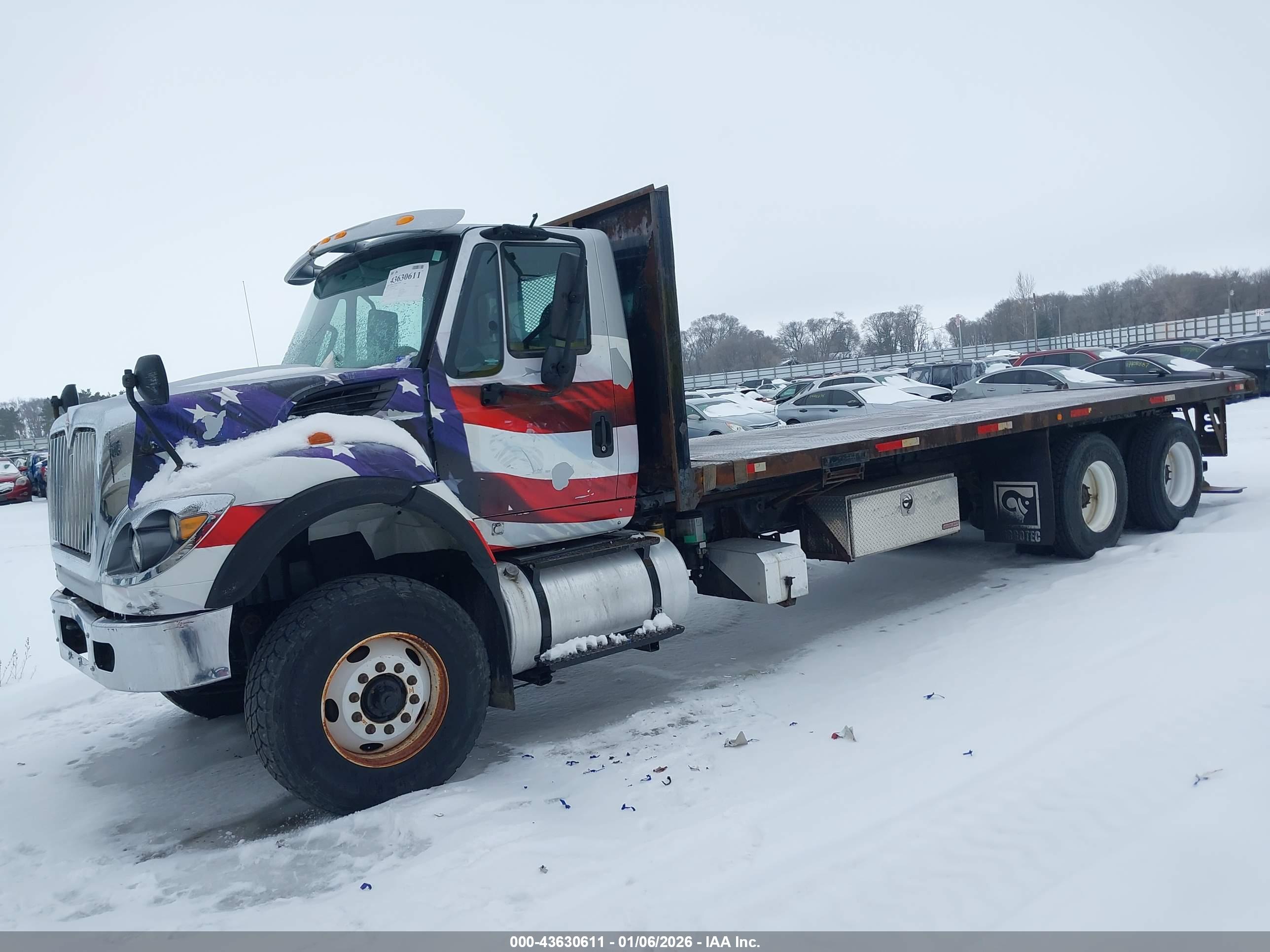 INTERNATIONAL 7000 image 2