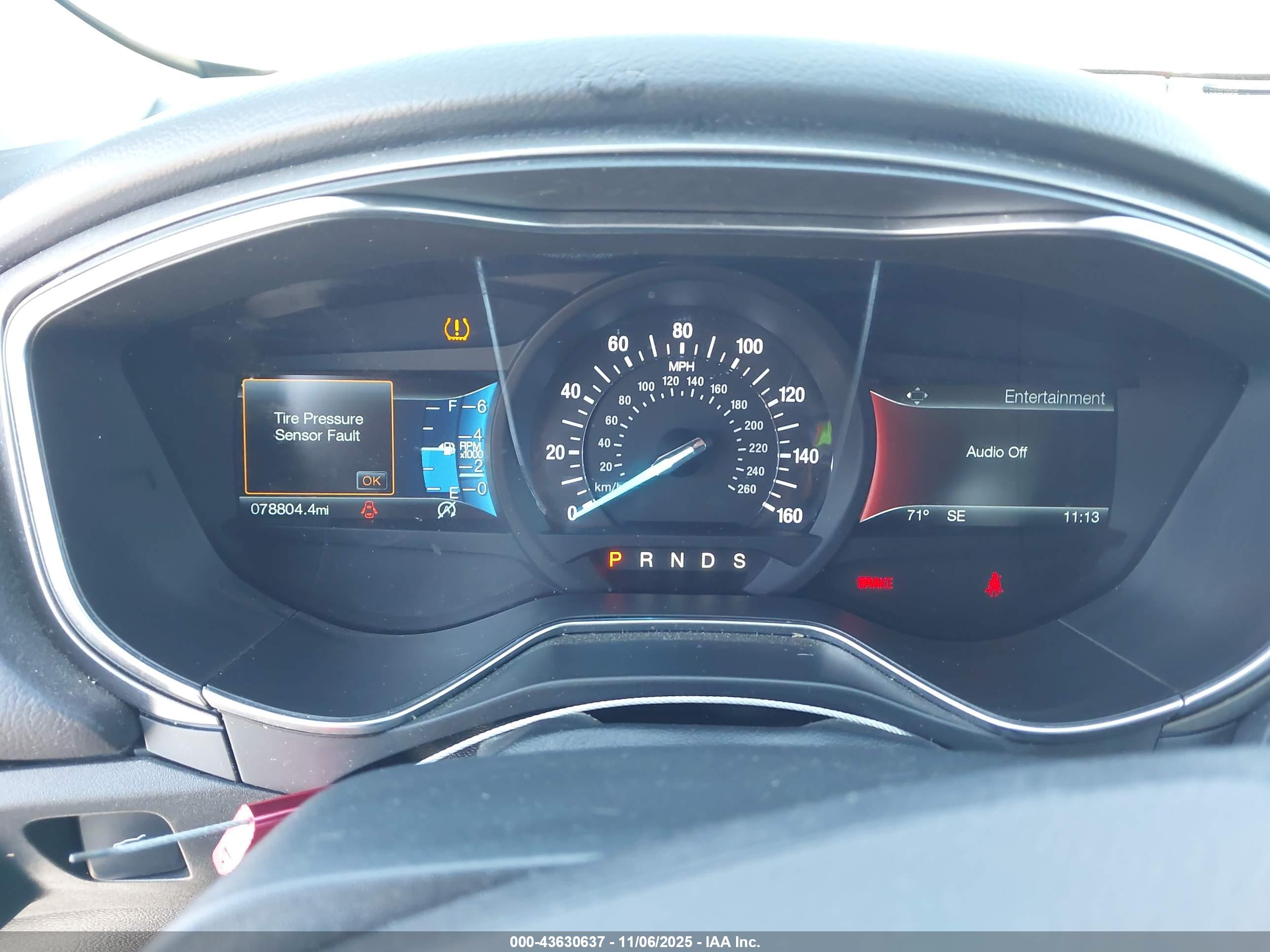 FORD FUSION image 7
