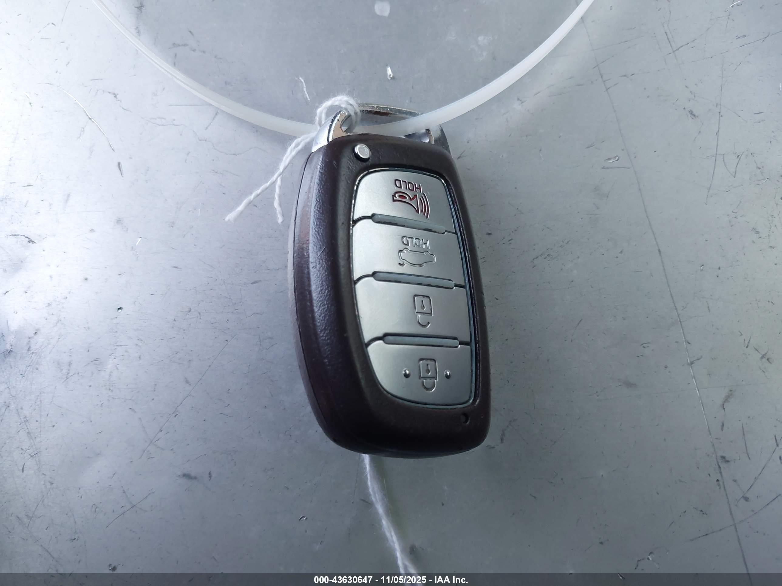 HYUNDAI SONATA image 11