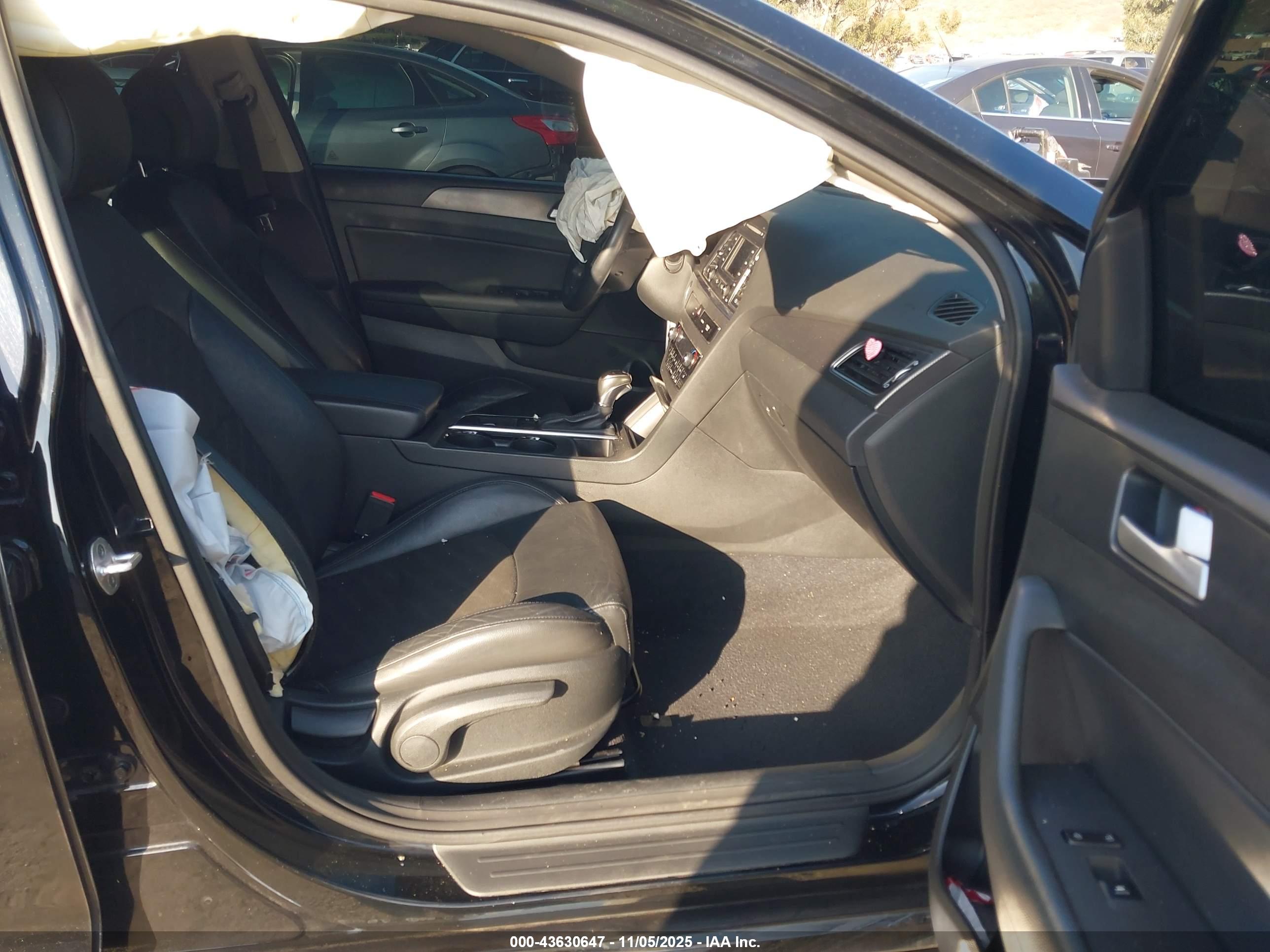 HYUNDAI SONATA image 5