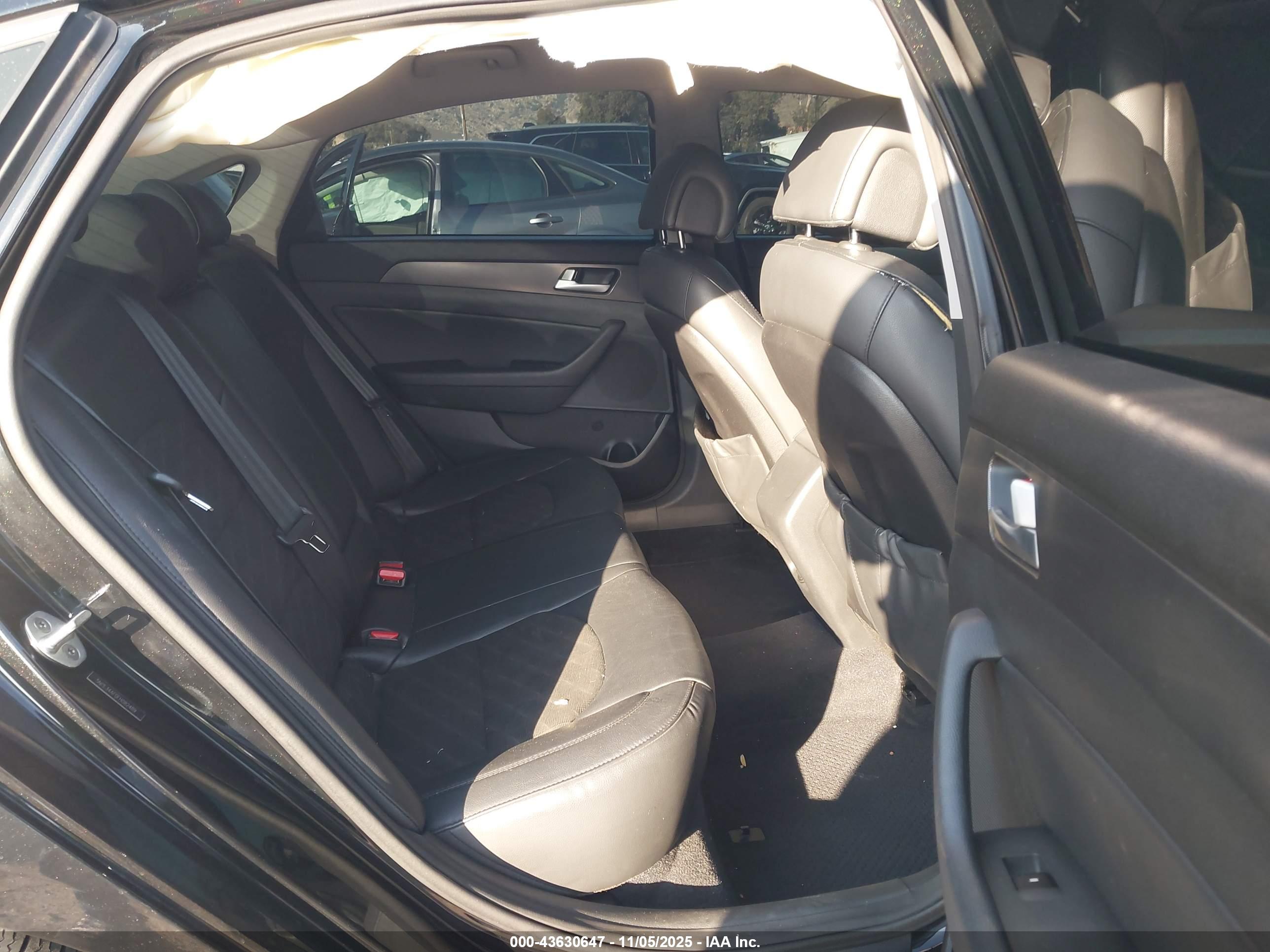 HYUNDAI SONATA image 8