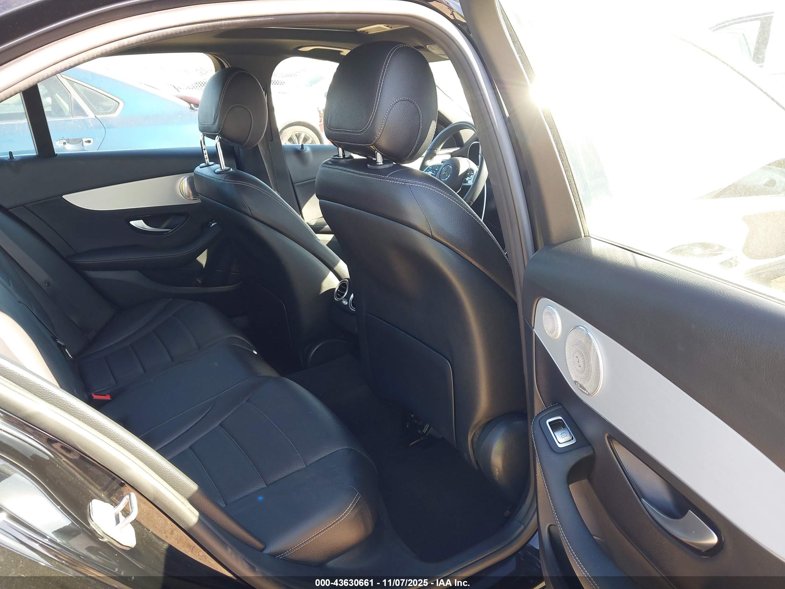 MERCEDES-BENZ C image 8