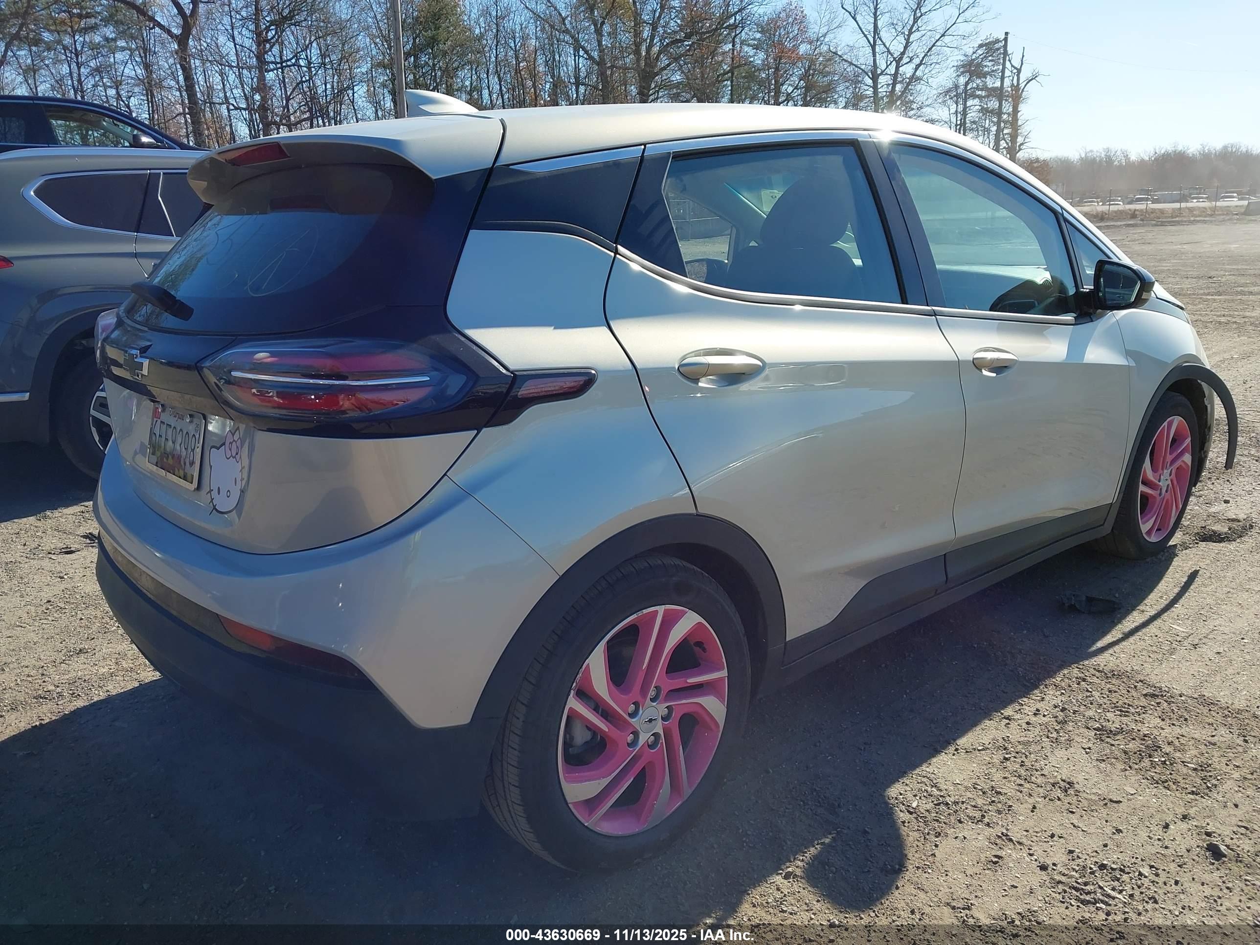CHEVROLET BOLT image 4