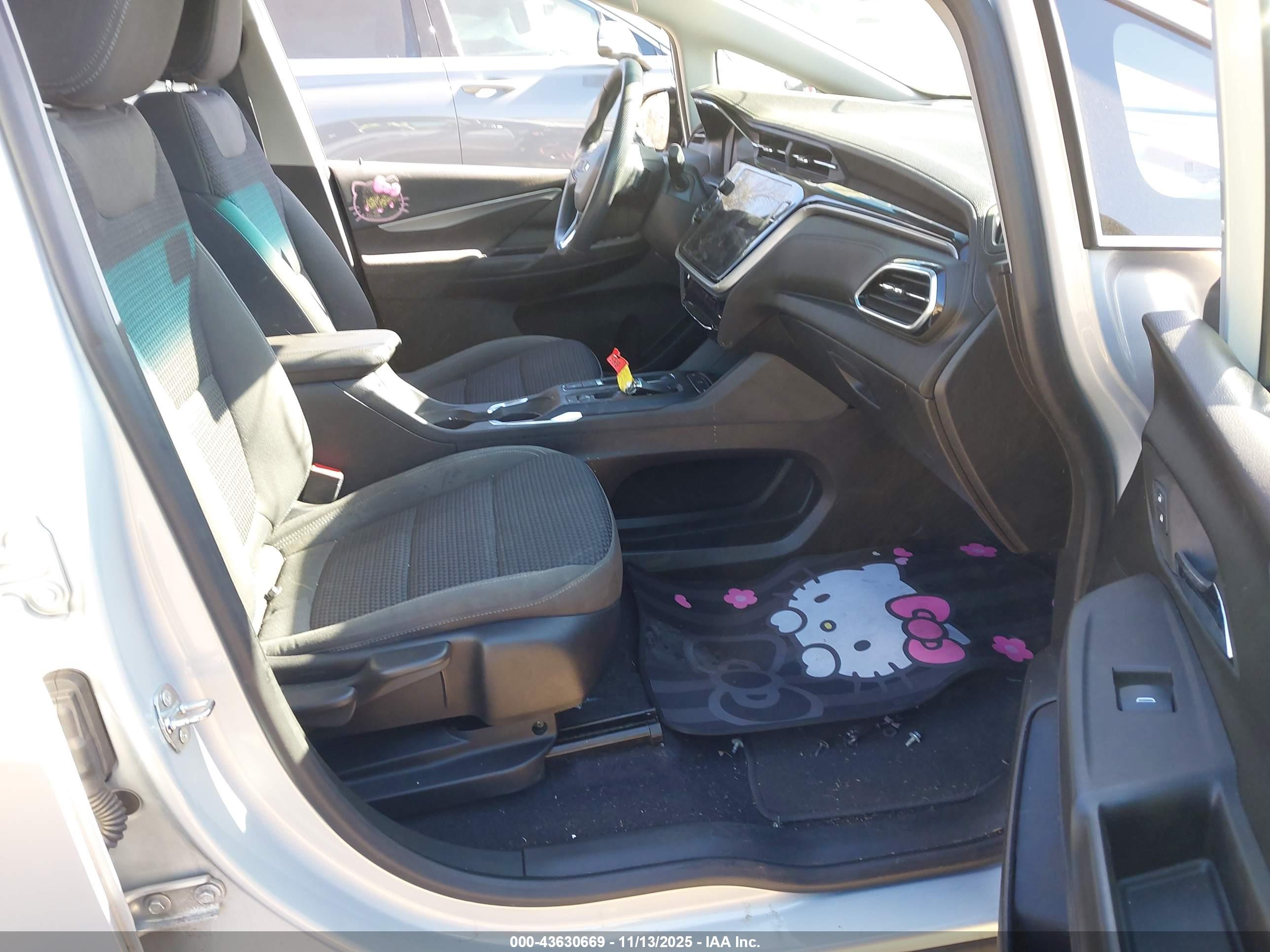 CHEVROLET BOLT image 5