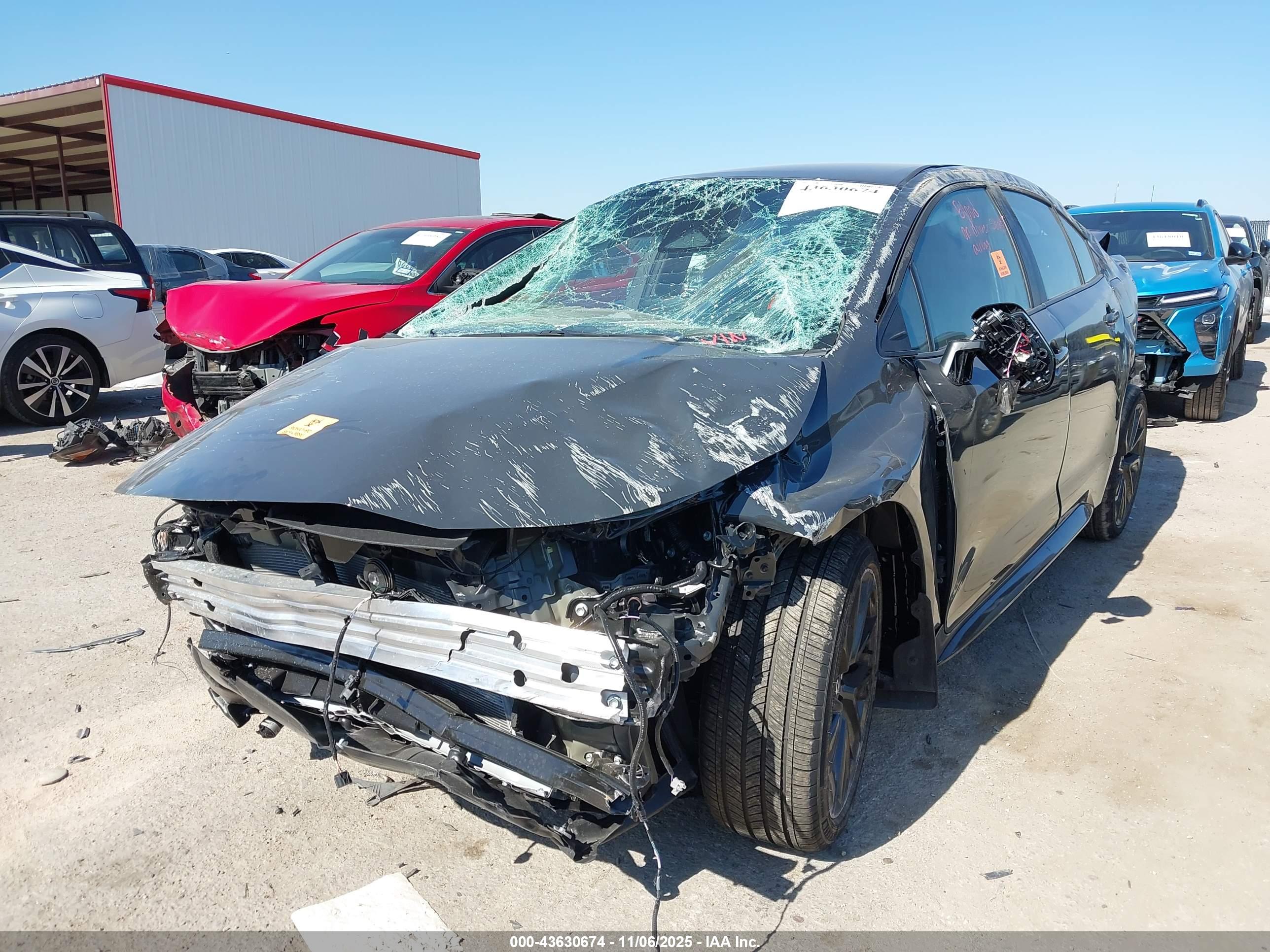 TOYOTA COROLLA image 2