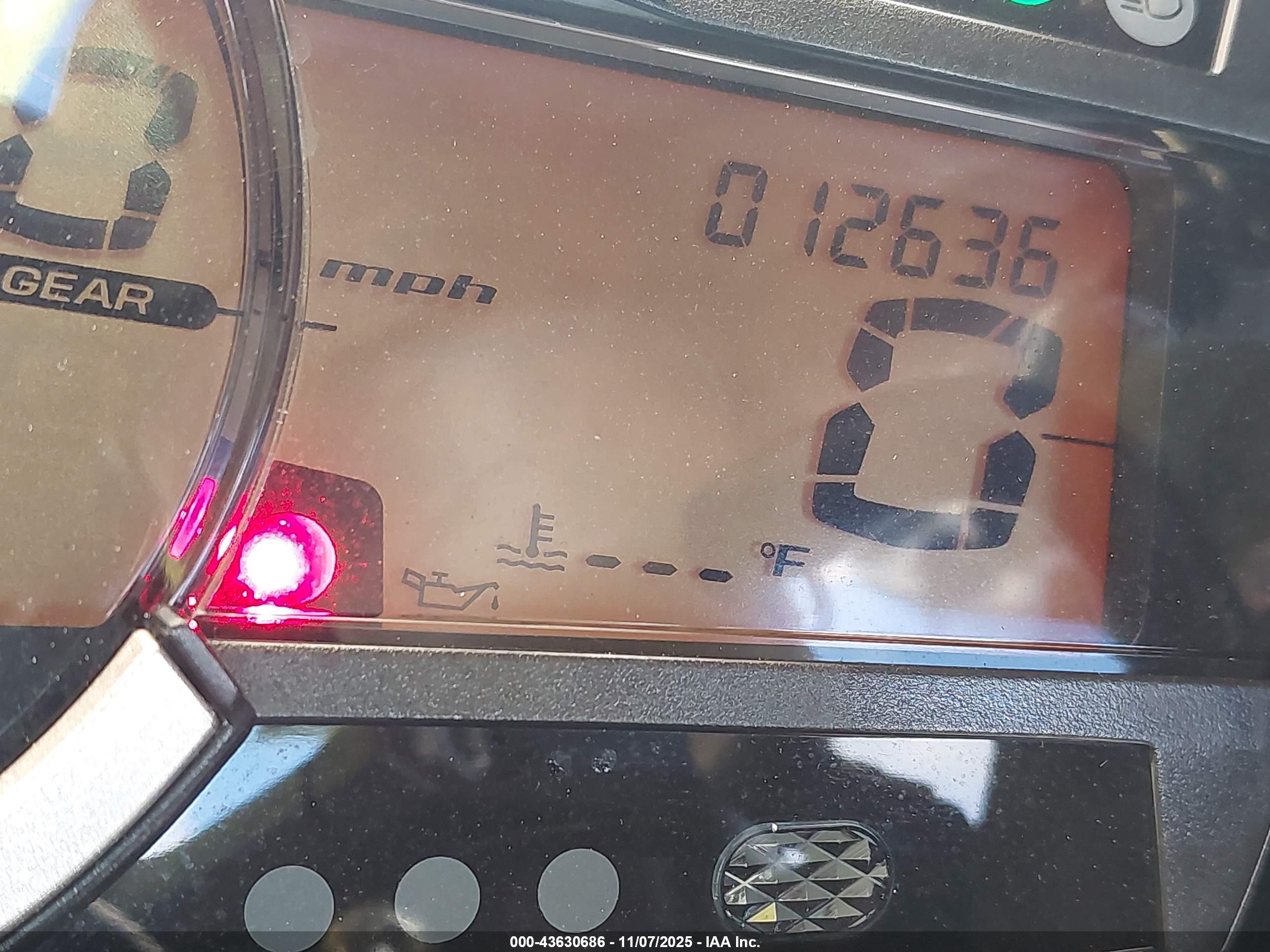SUZUKI GSX-R600 image 7