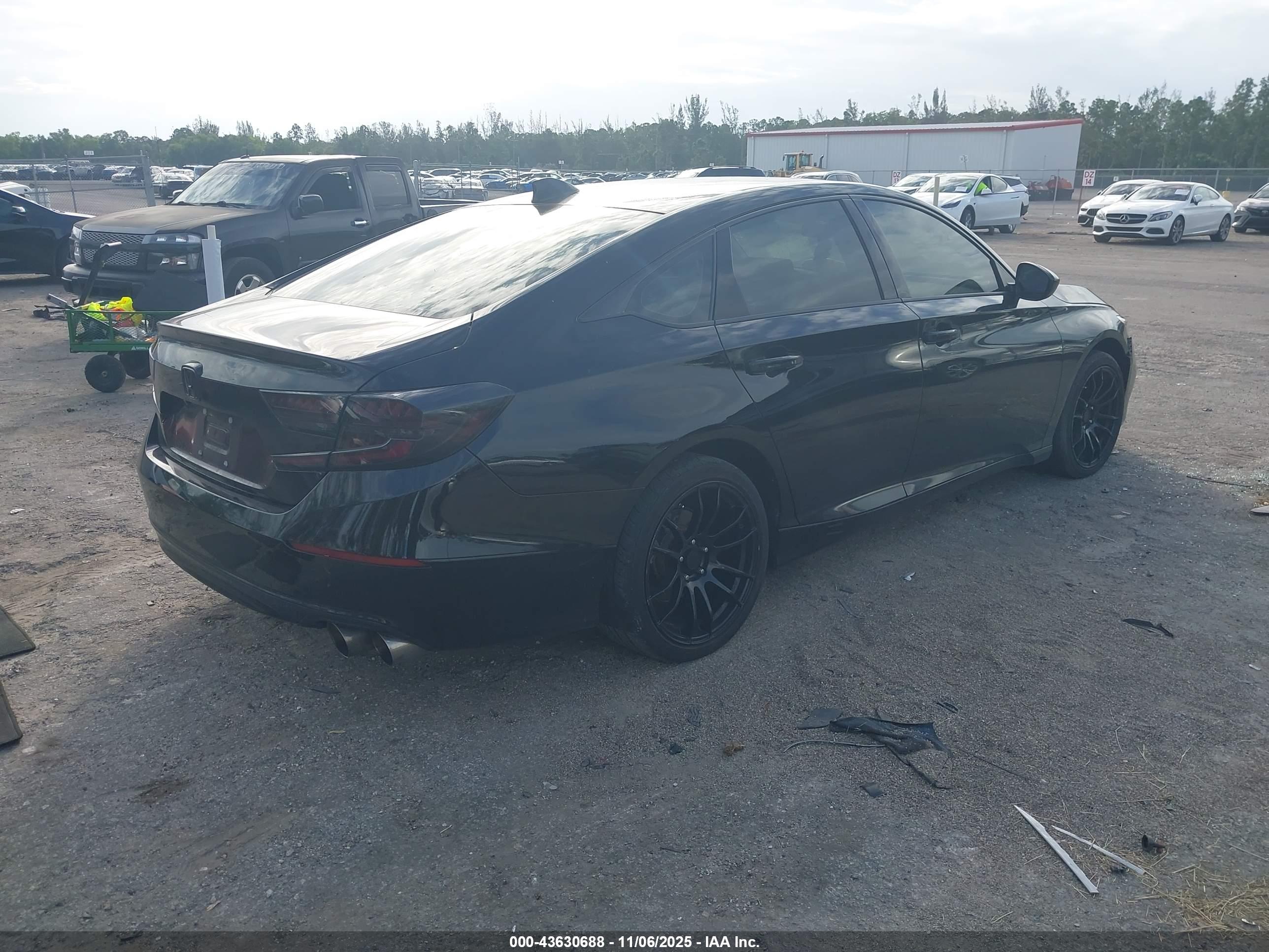 HONDA ACCORD image 4