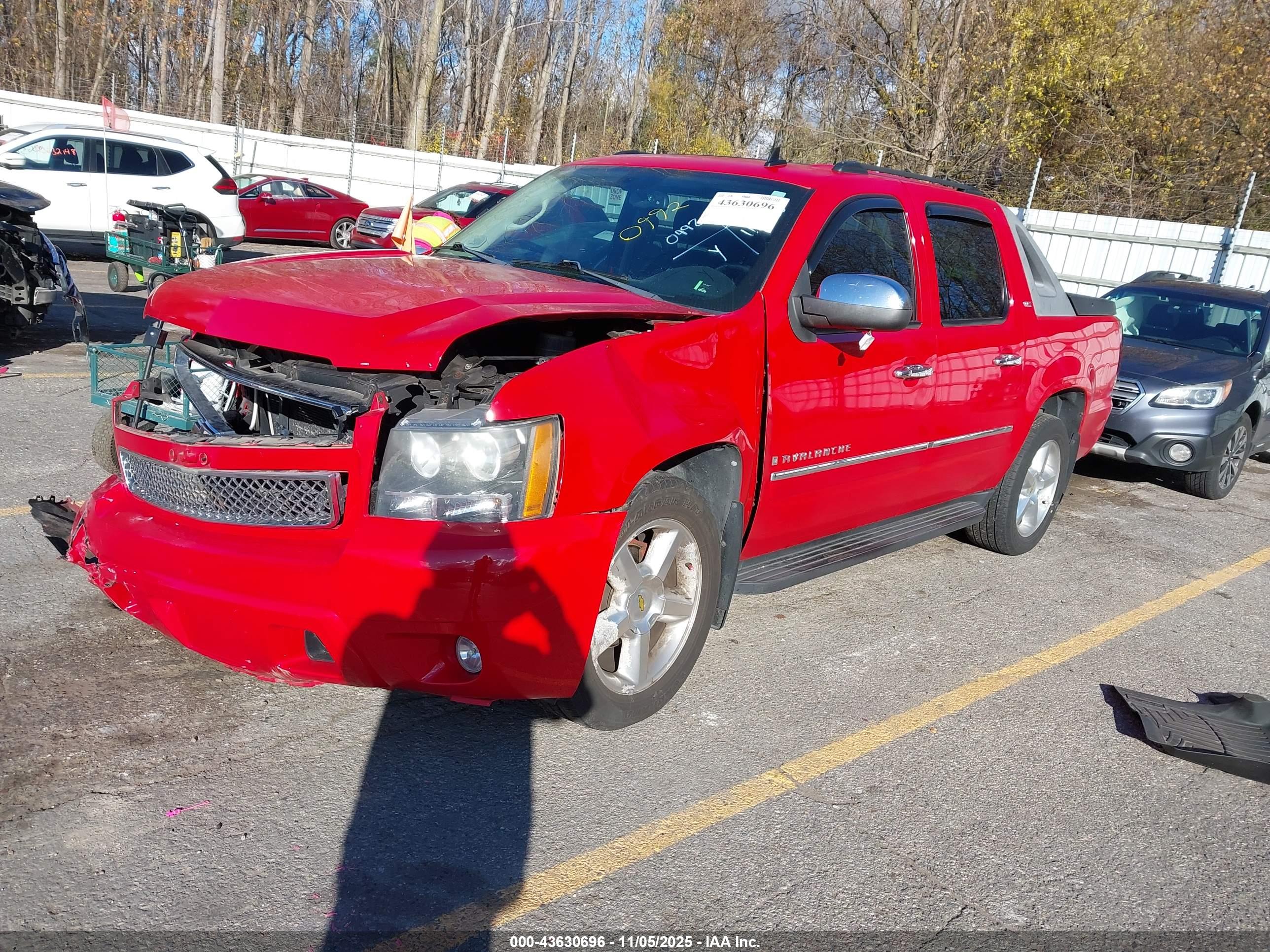 CHEVROLET AVALANCHE image 2