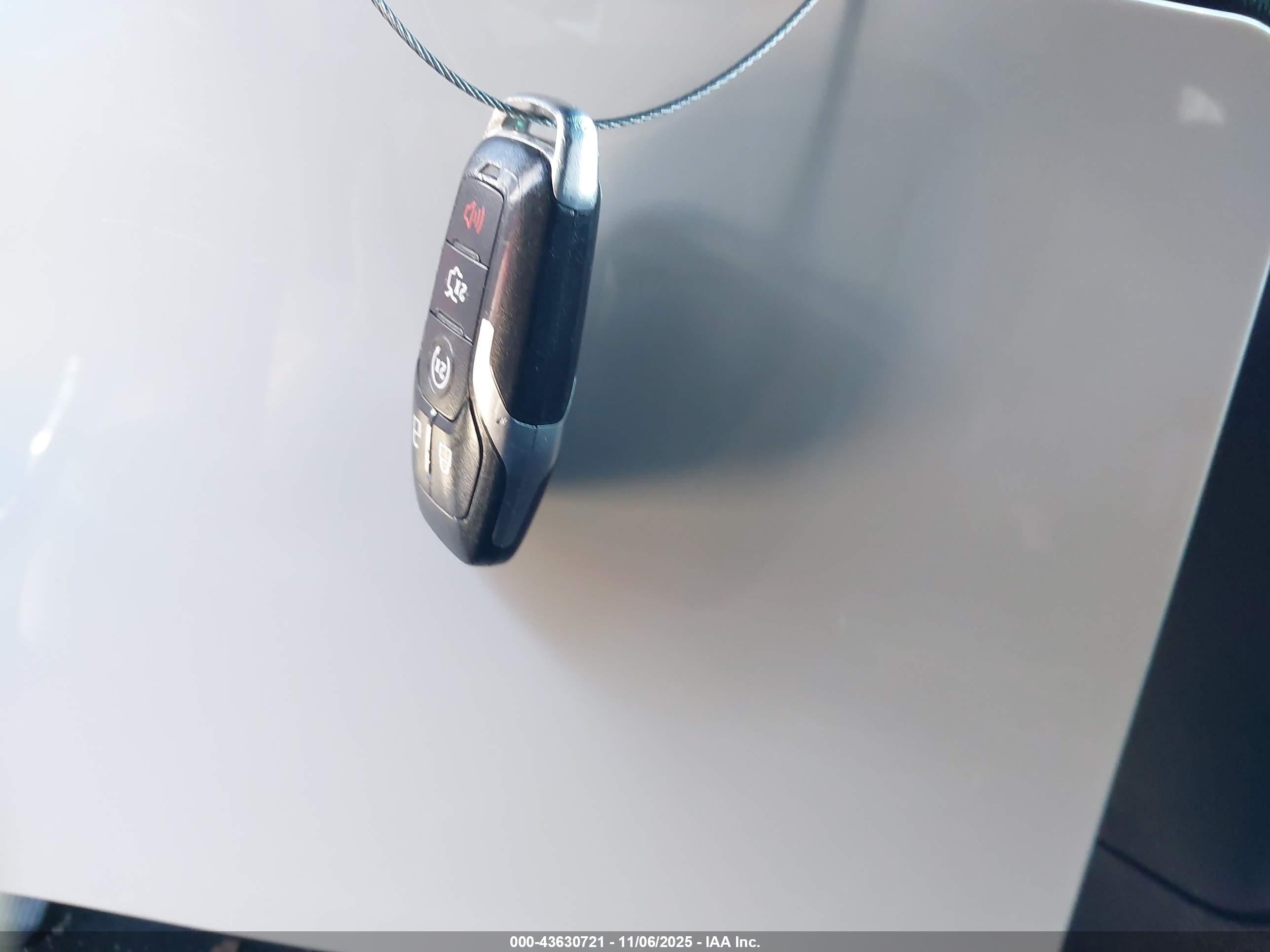 FORD EXPLORER image 11