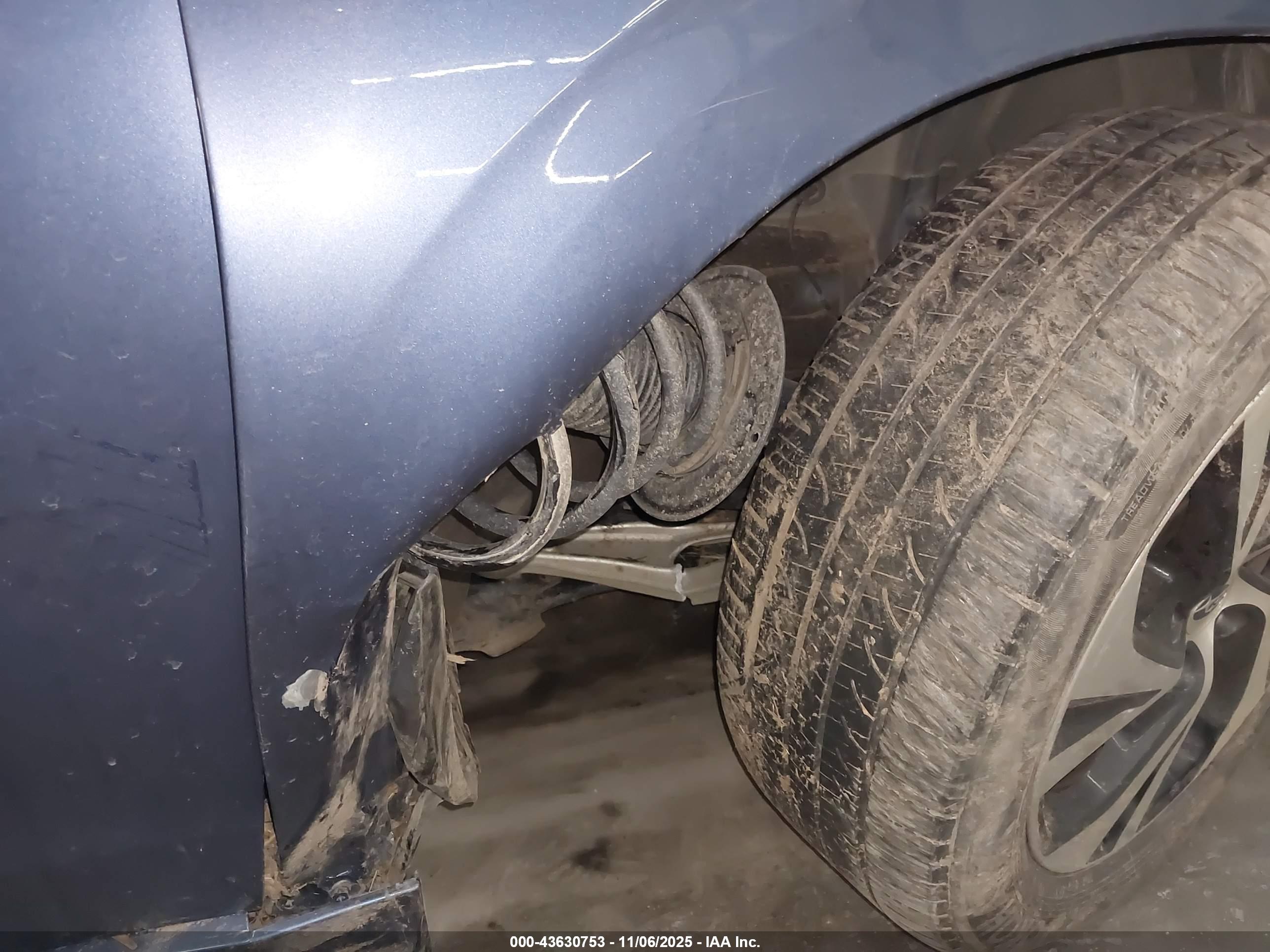 SUBARU LEGACY image 6