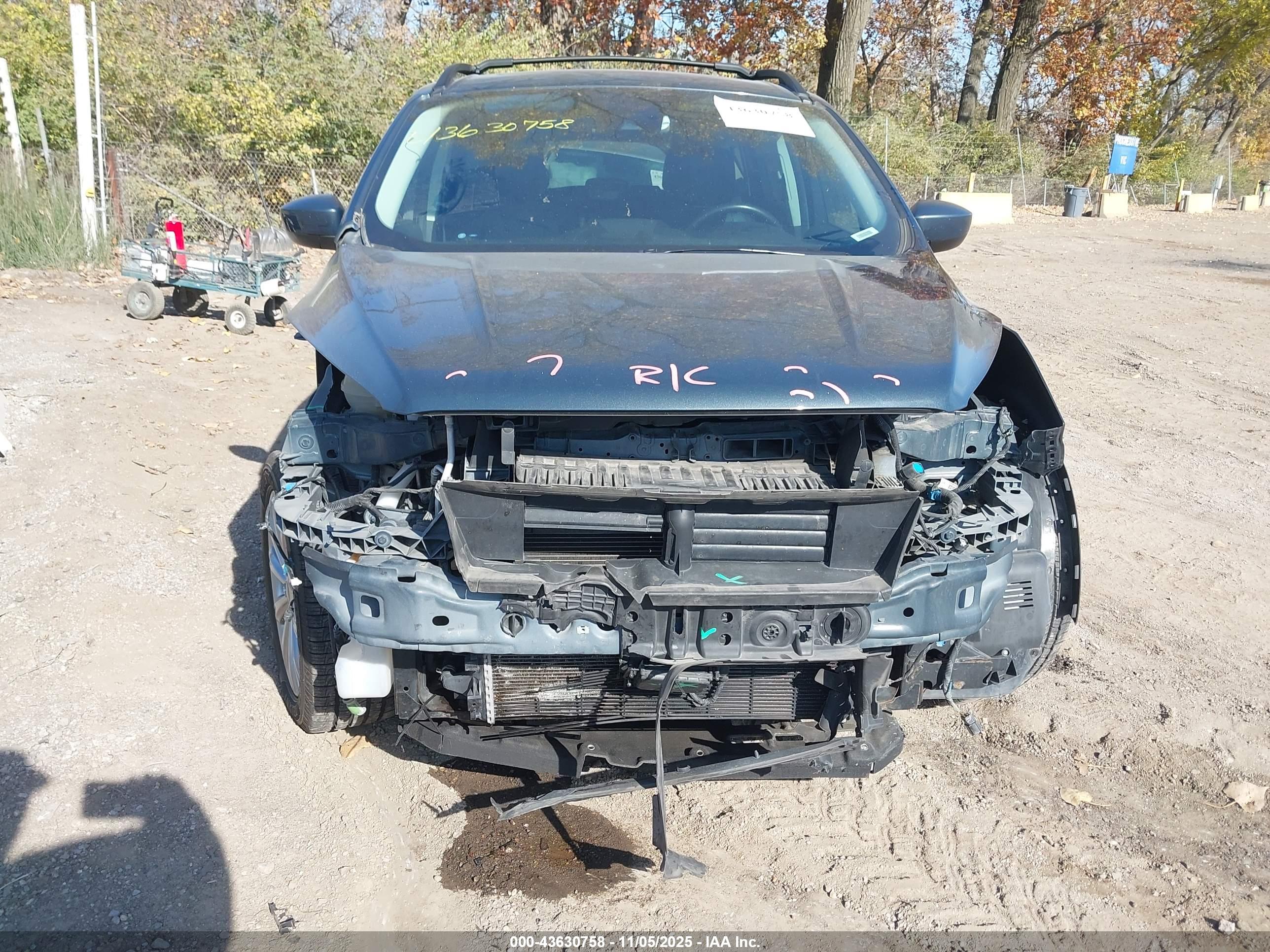 FORD ESCAPE image 6