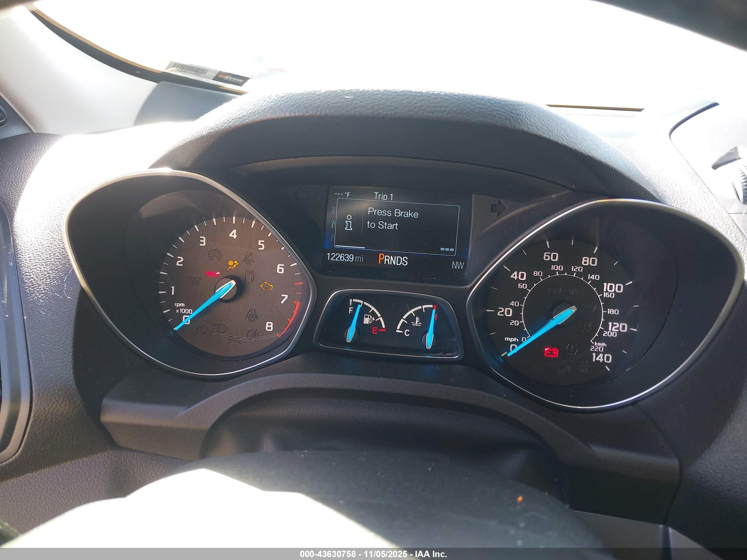 FORD ESCAPE image 7