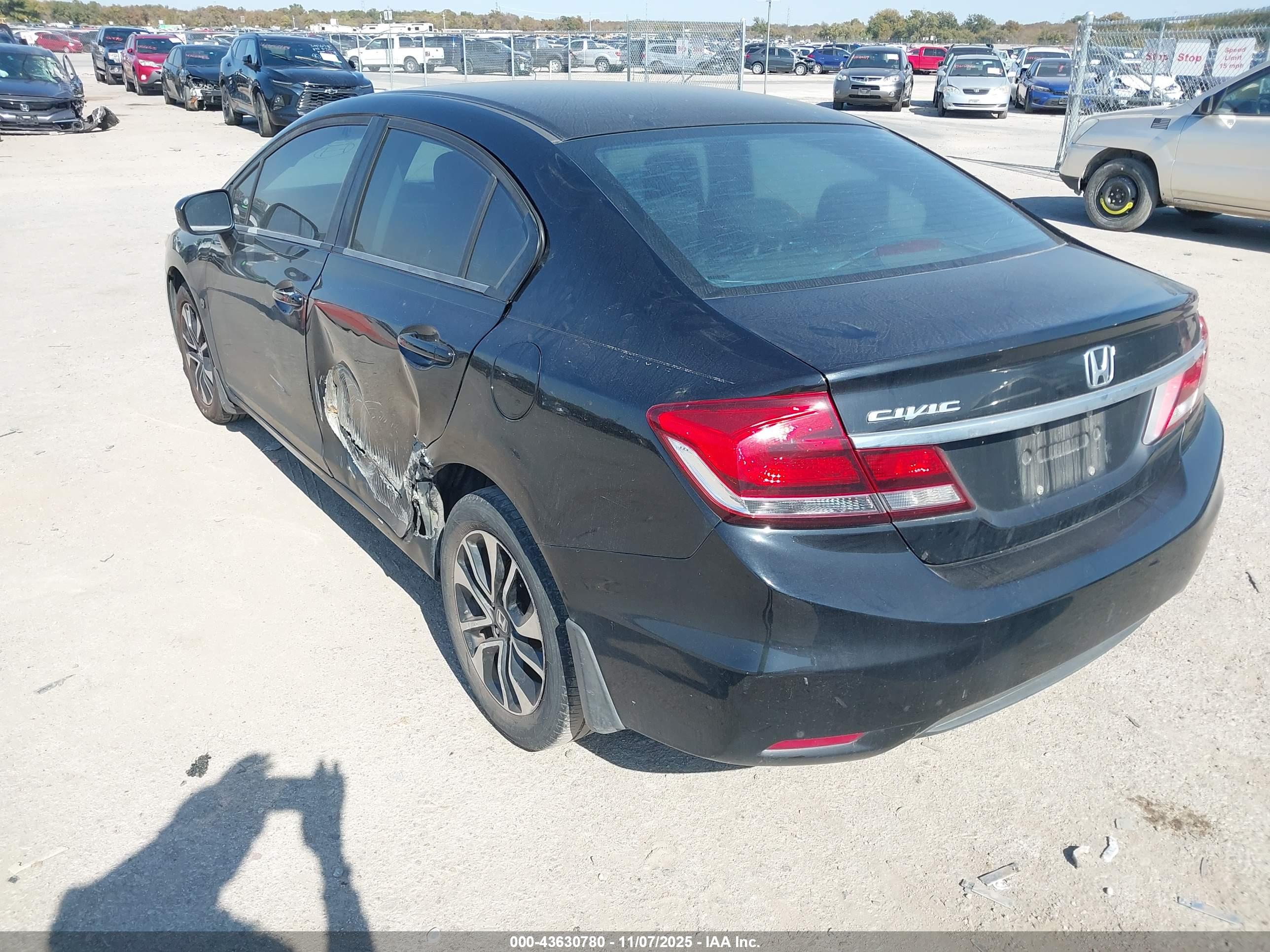 HONDA CIVIC image 3