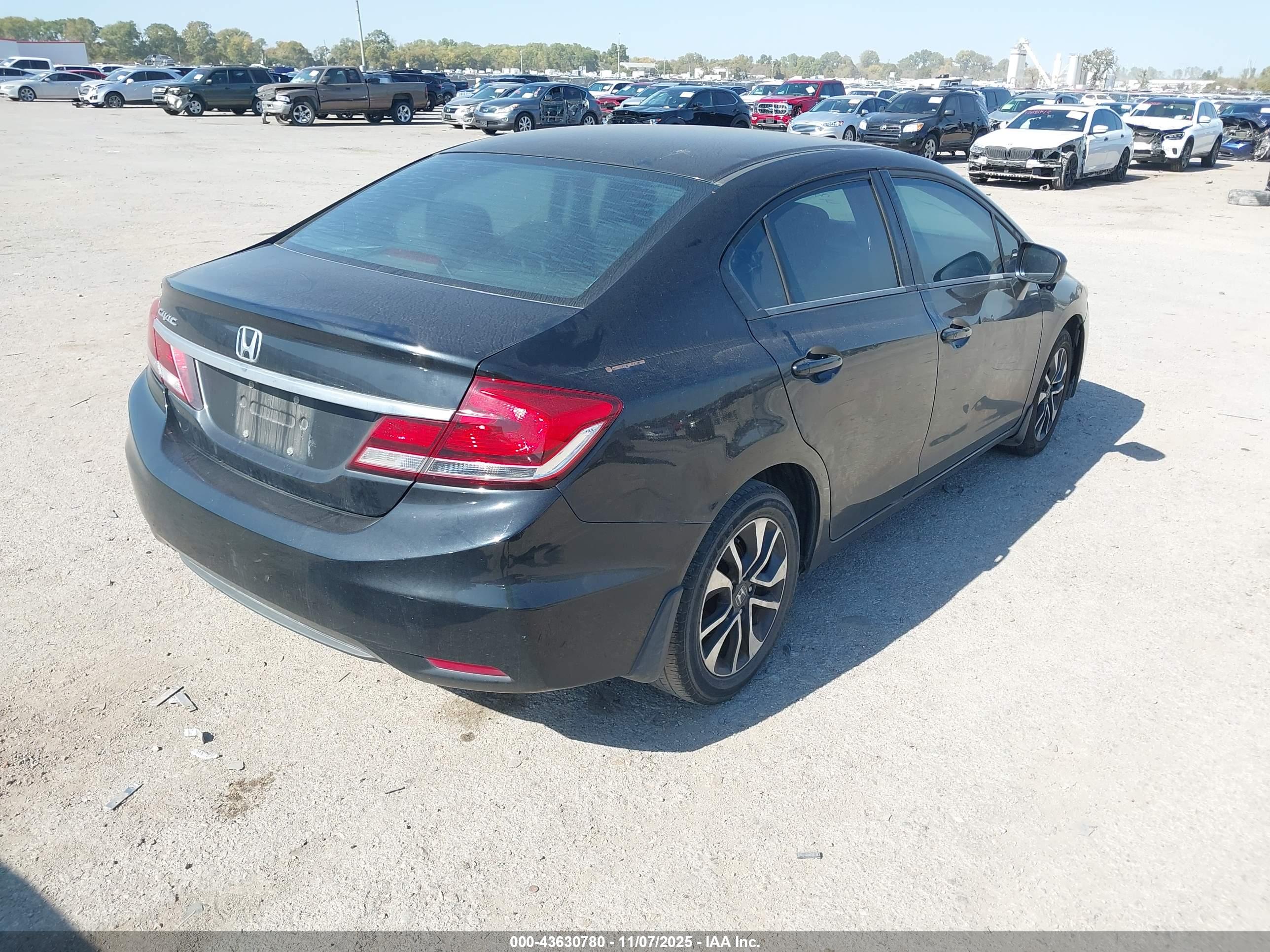HONDA CIVIC image 4