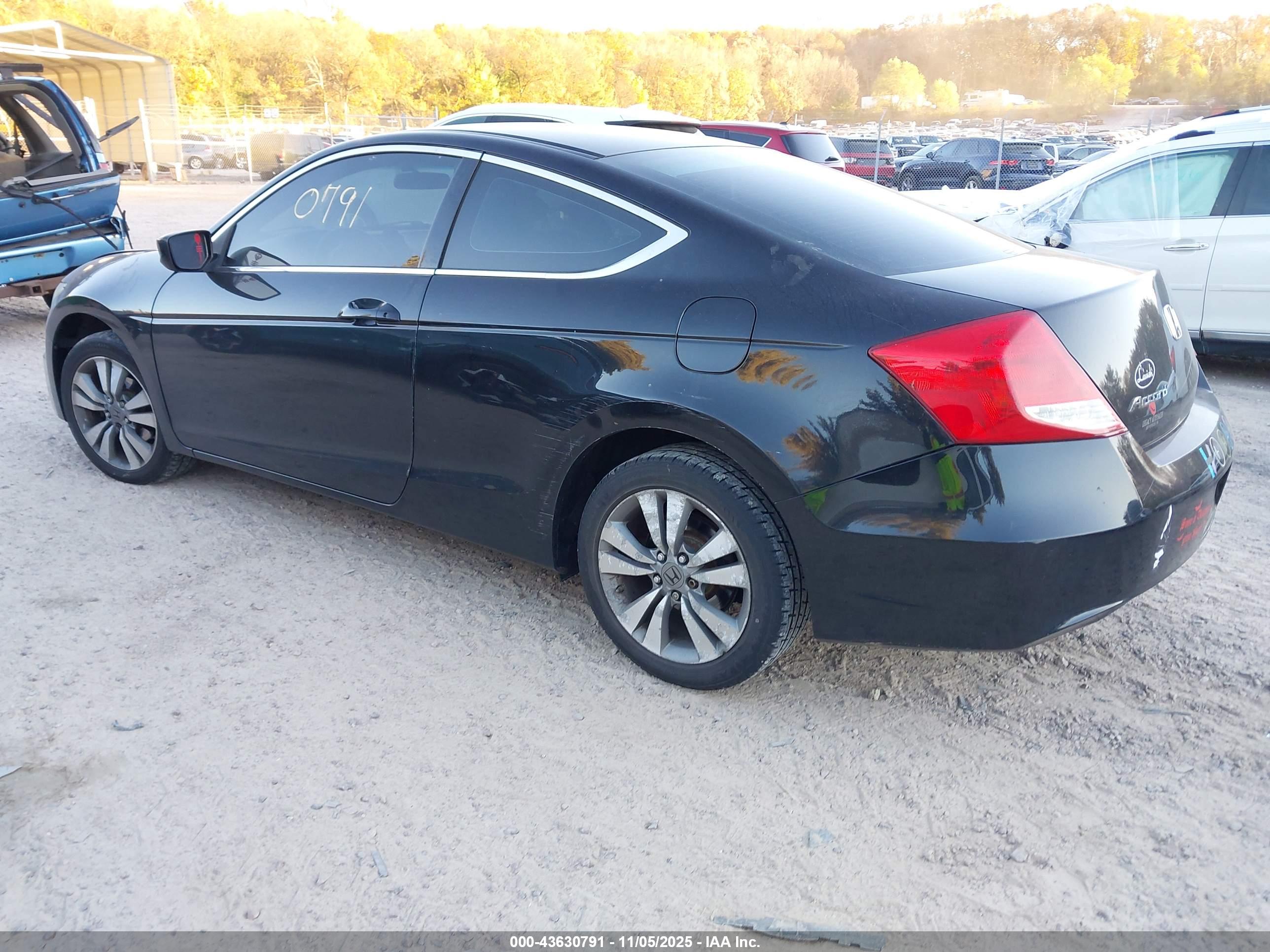 HONDA ACCORD image 3