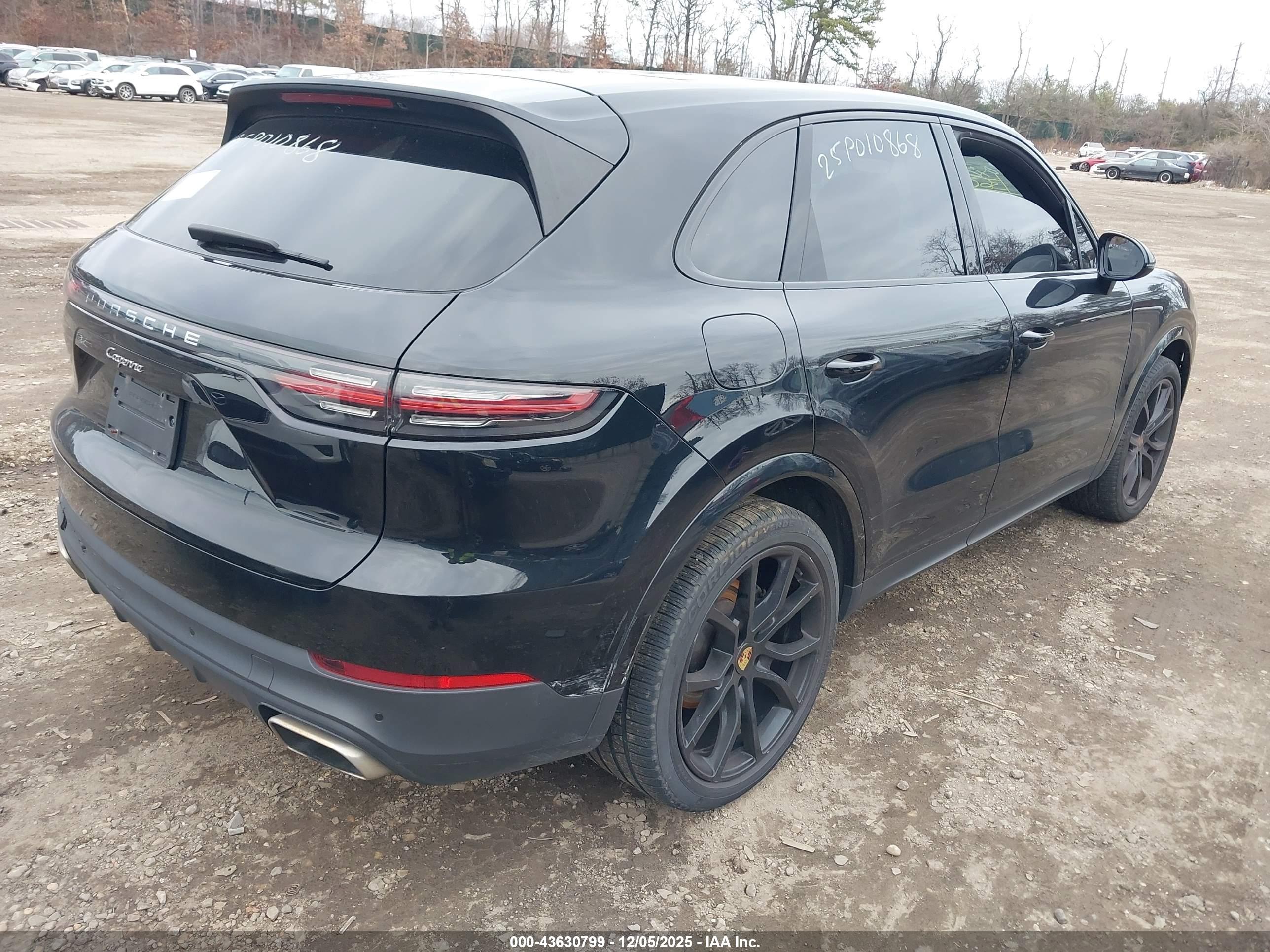 PORSCHE CAYENNE image 4