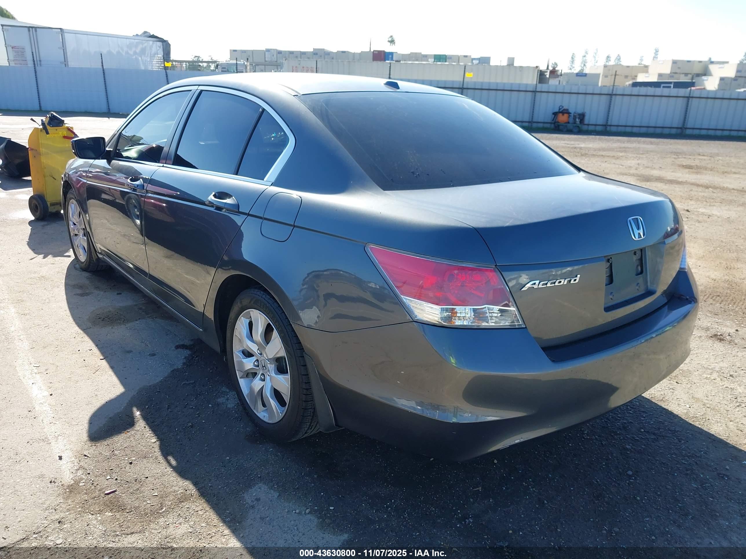 HONDA ACCORD image 3