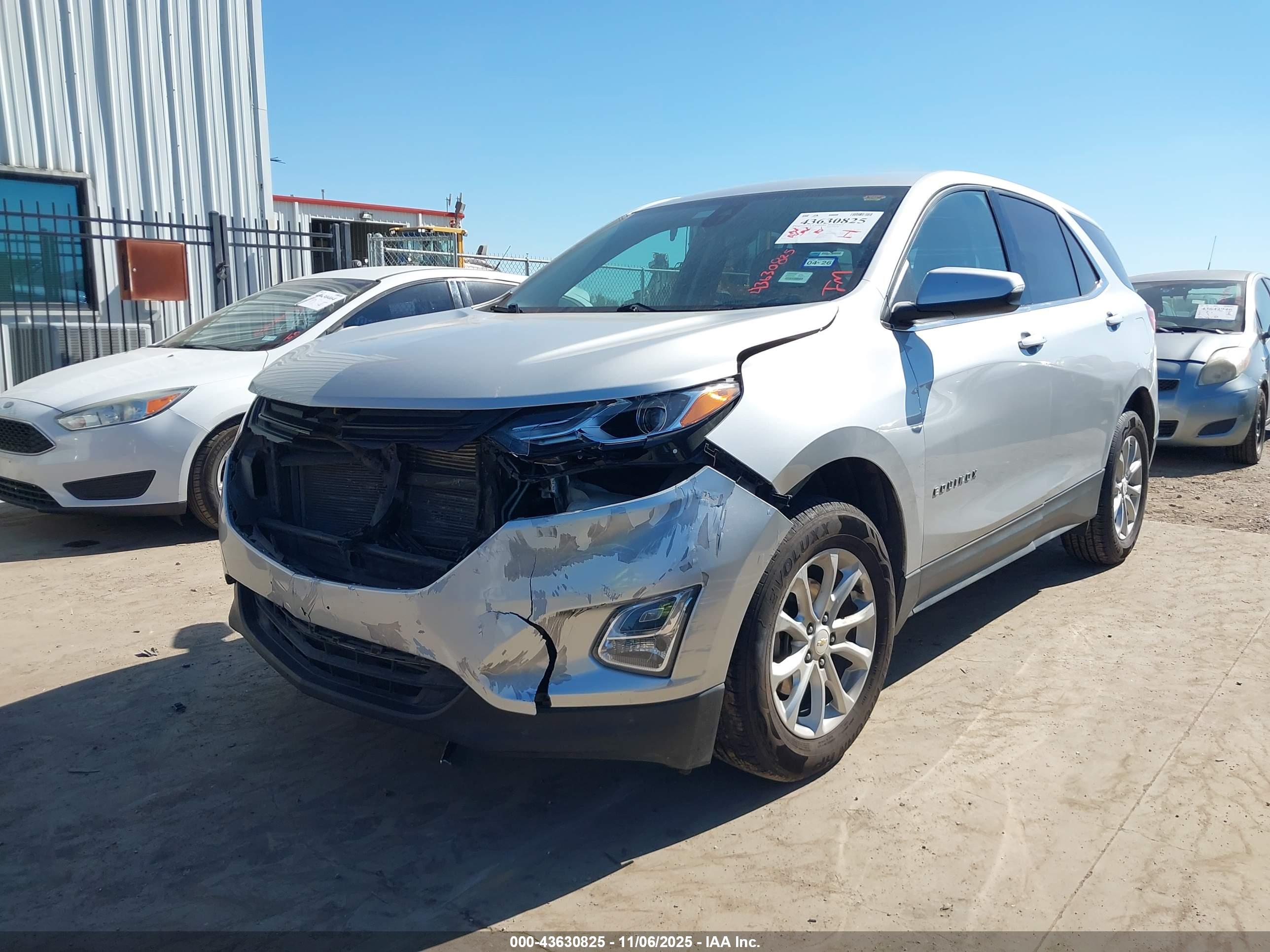 CHEVROLET EQUINOX image 2