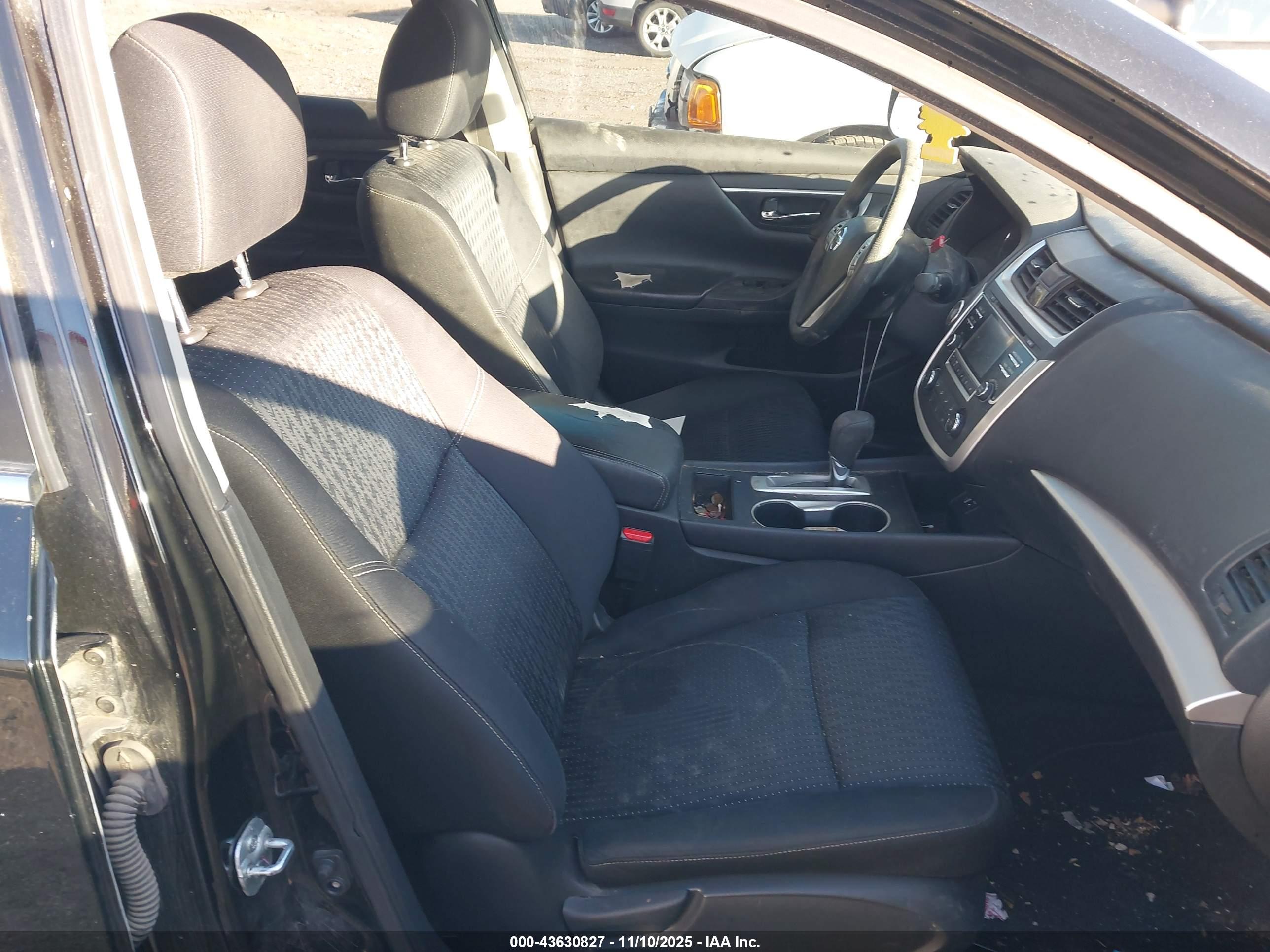NISSAN ALTIMA image 5