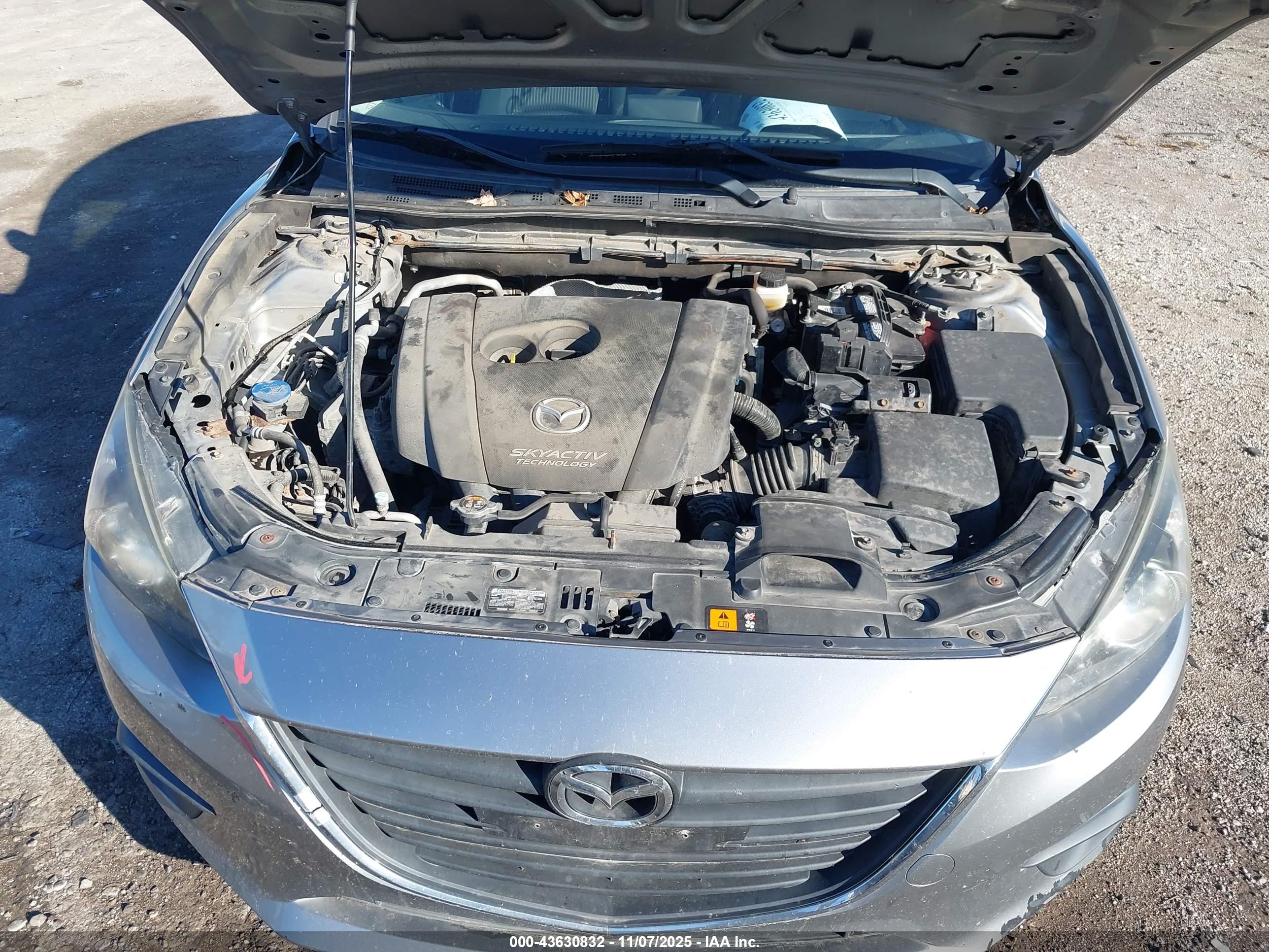 MAZDA MAZDA3 image 10