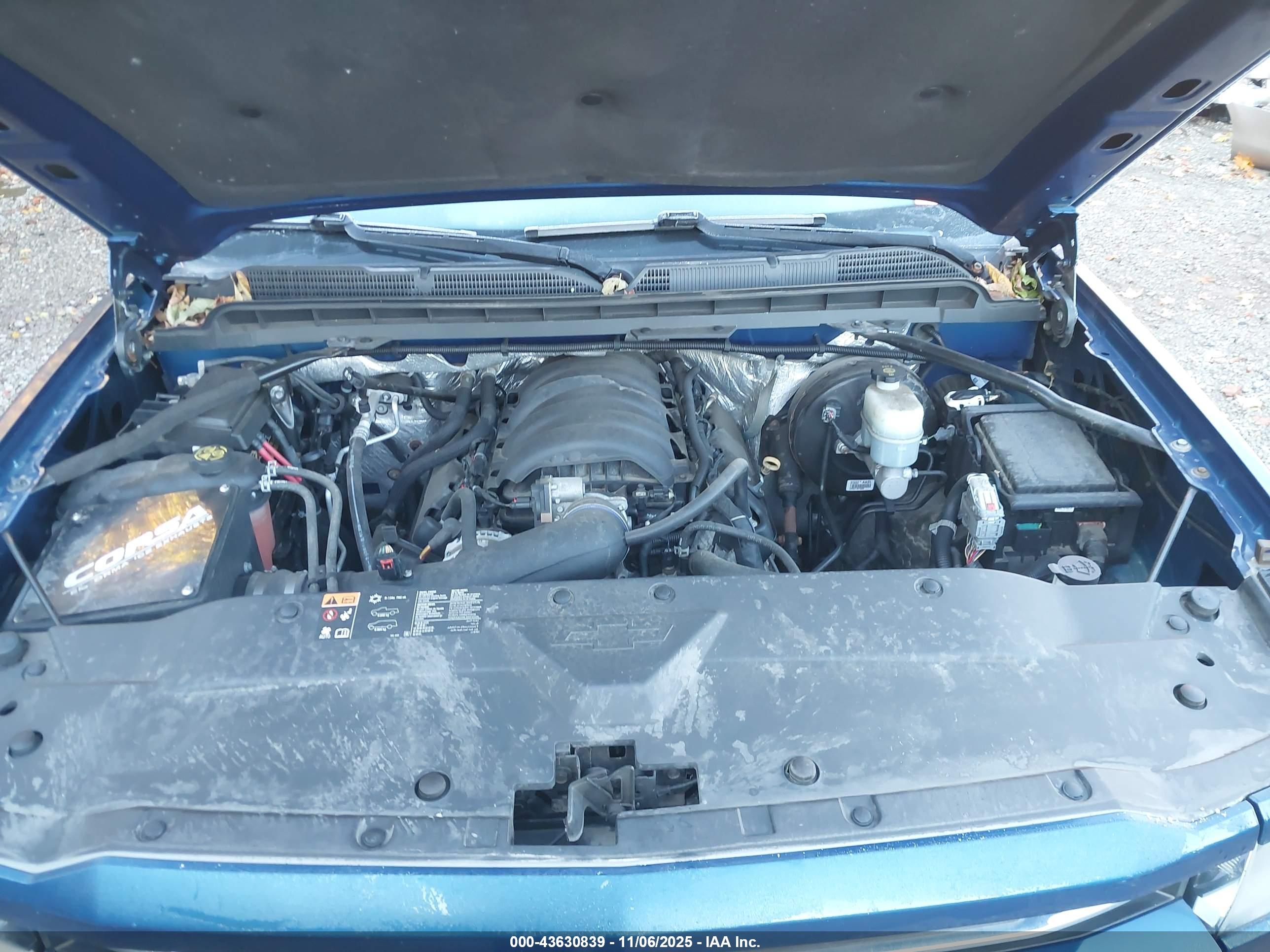 CHEVROLET SILVERADO image 10