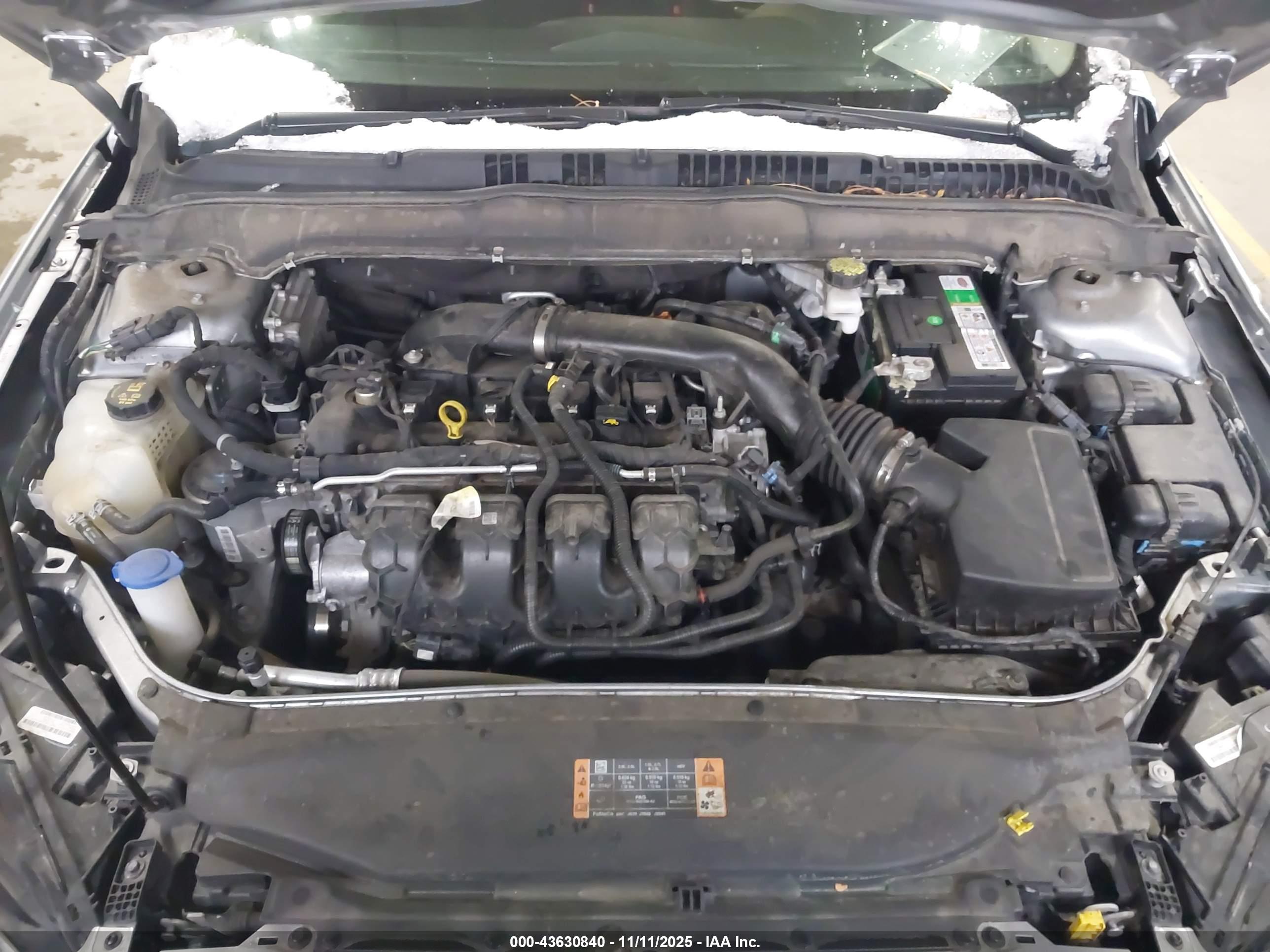 FORD FUSION image 10