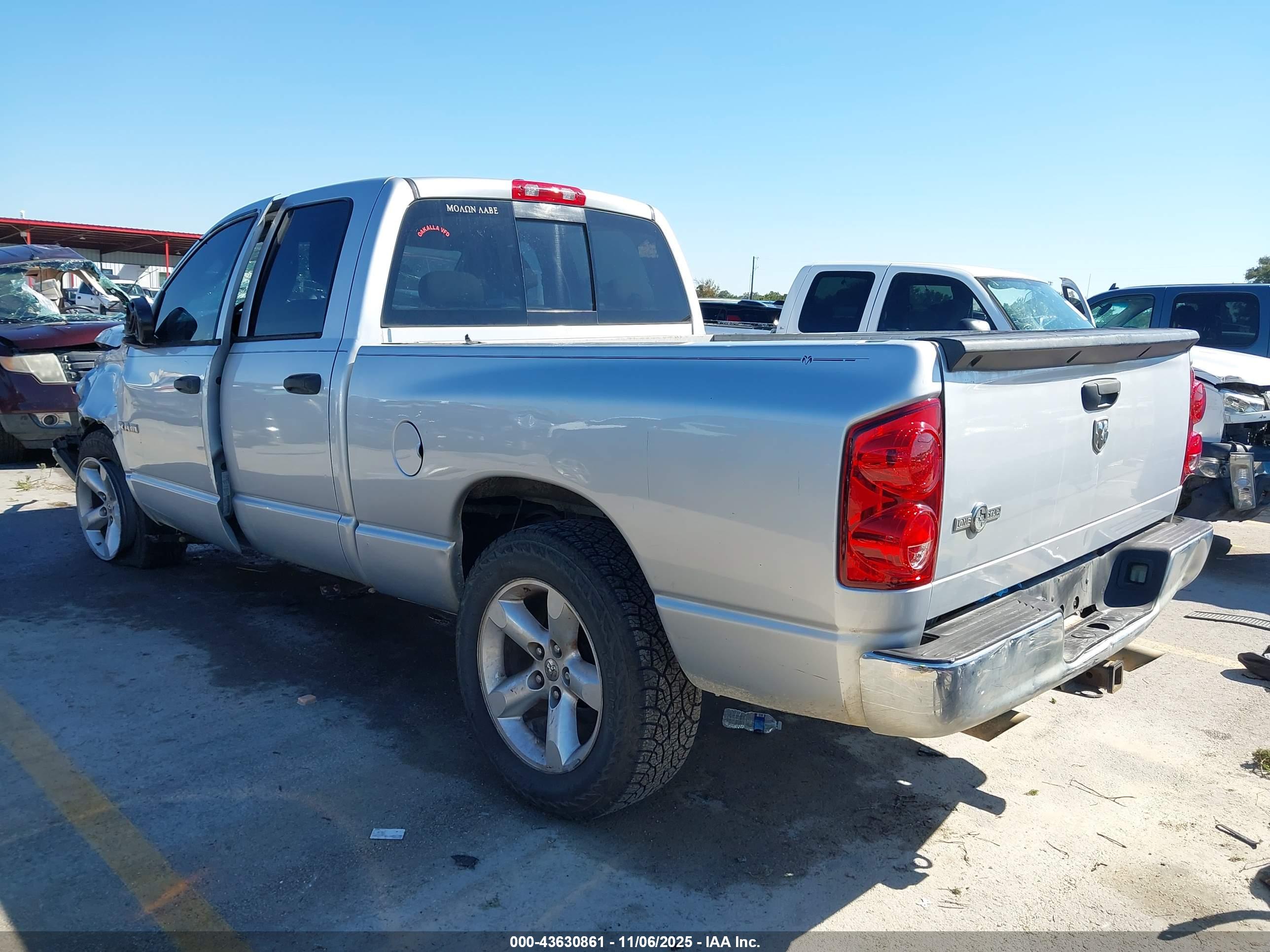 DODGE RAM image 3