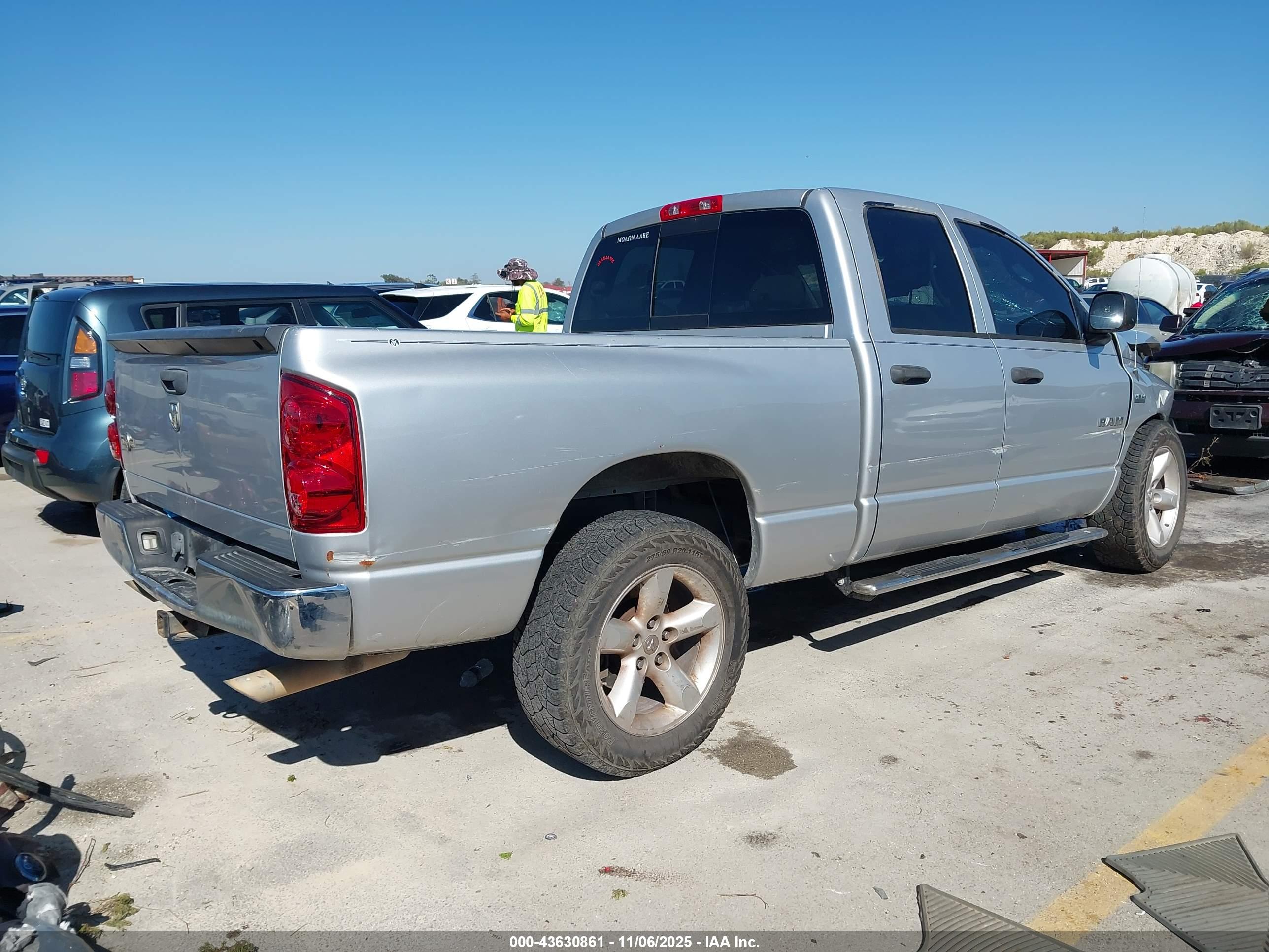 DODGE RAM image 4