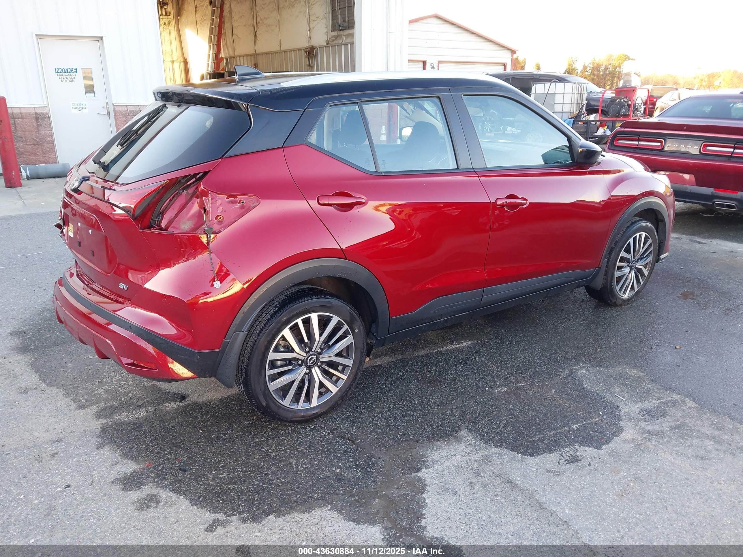 NISSAN KICKS image 4