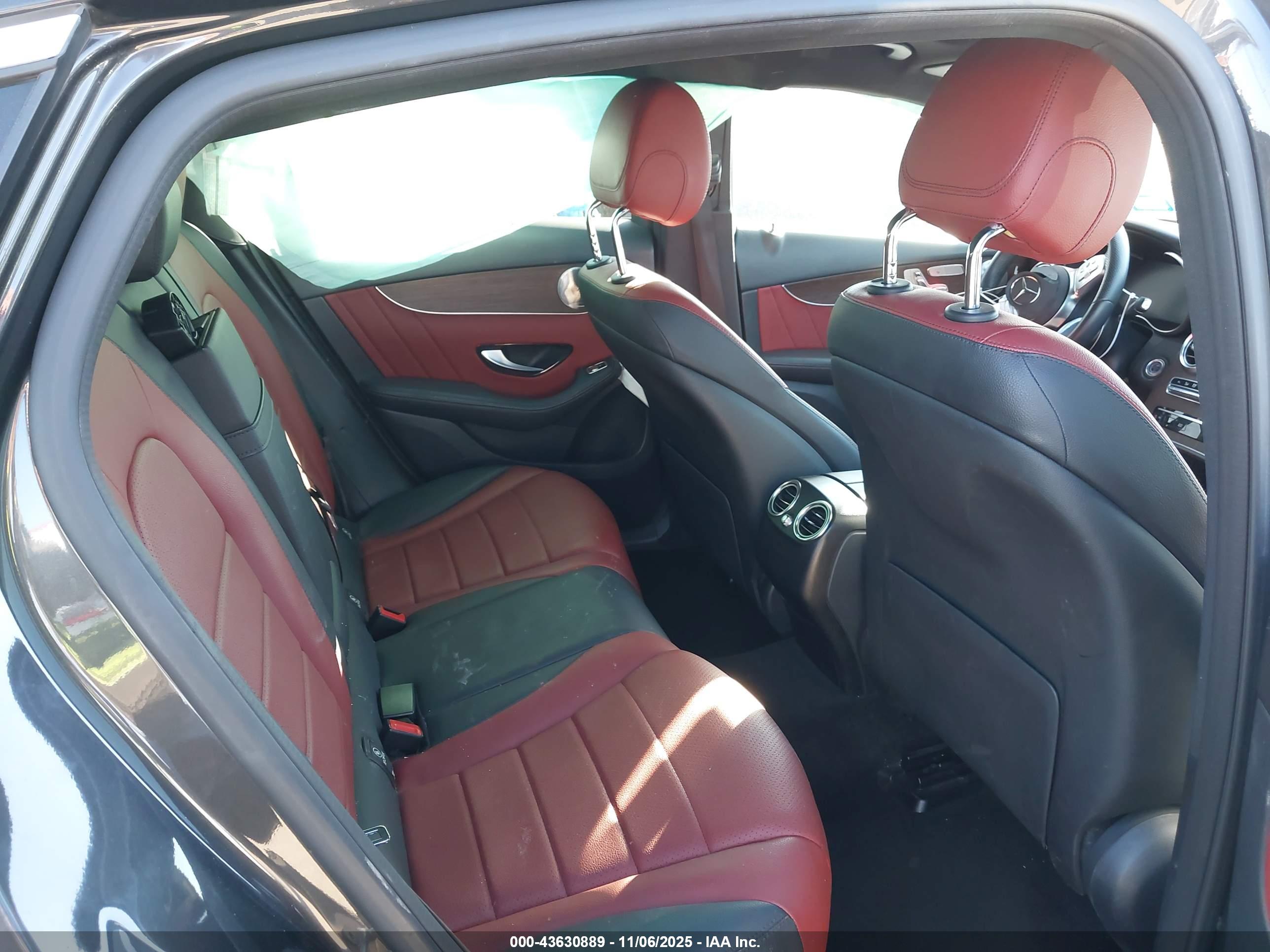 MERCEDES-BENZ GLC image 8