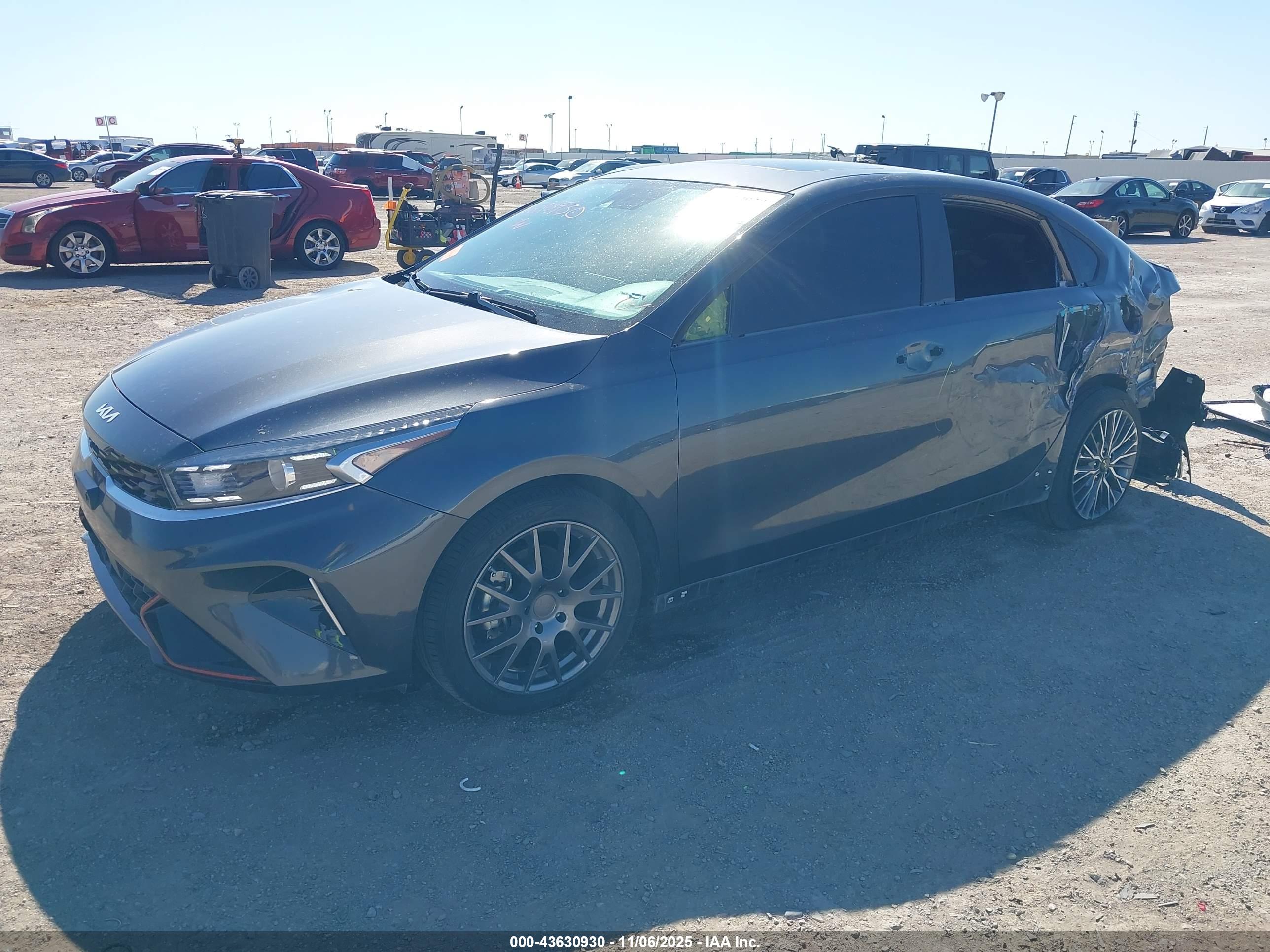 KIA FORTE image 2