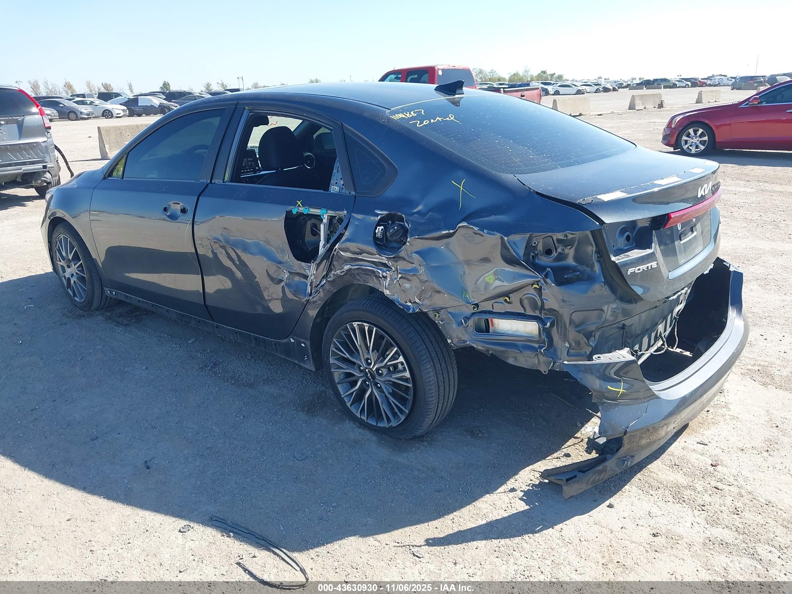 KIA FORTE image 3