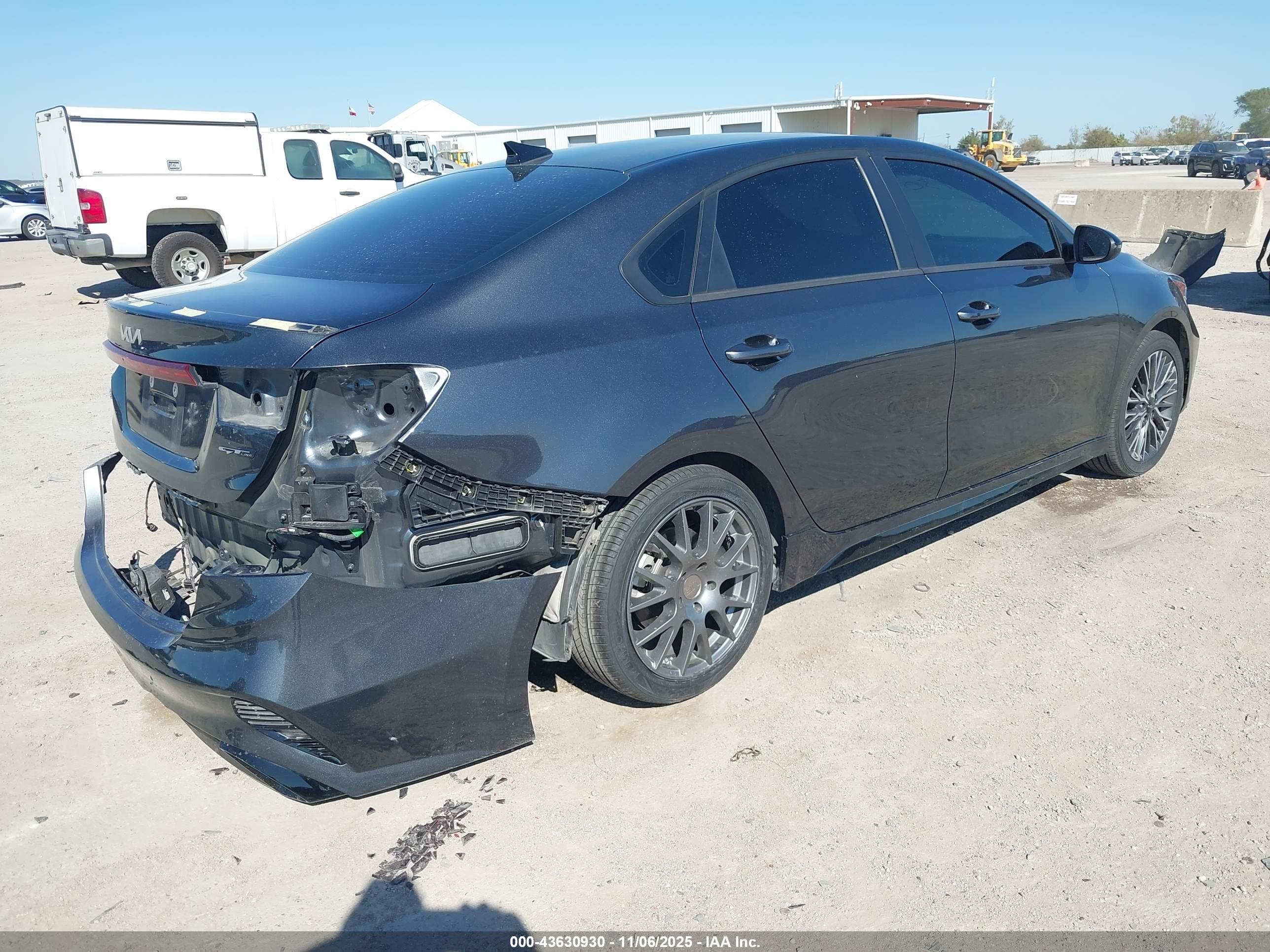 KIA FORTE image 4