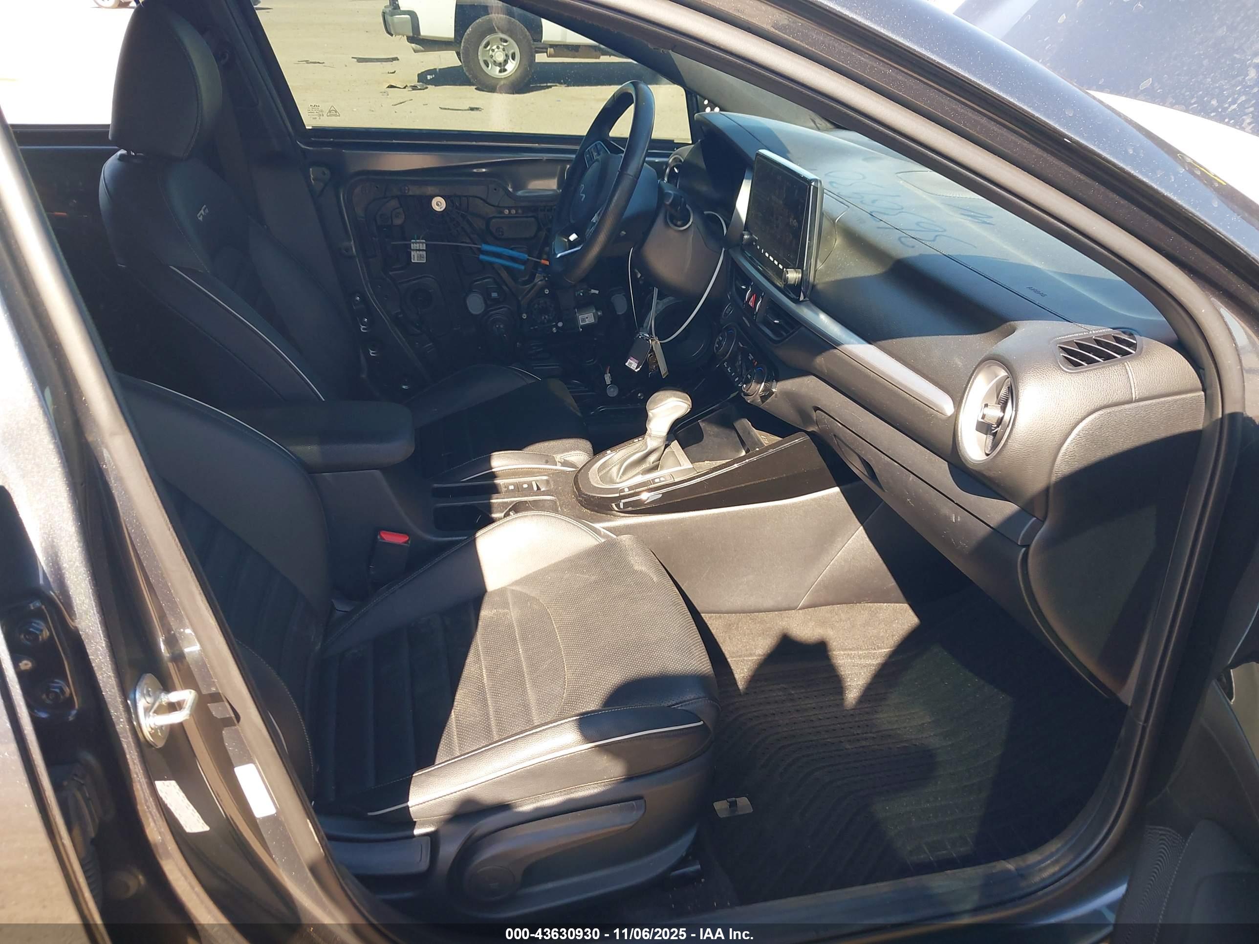 KIA FORTE image 5