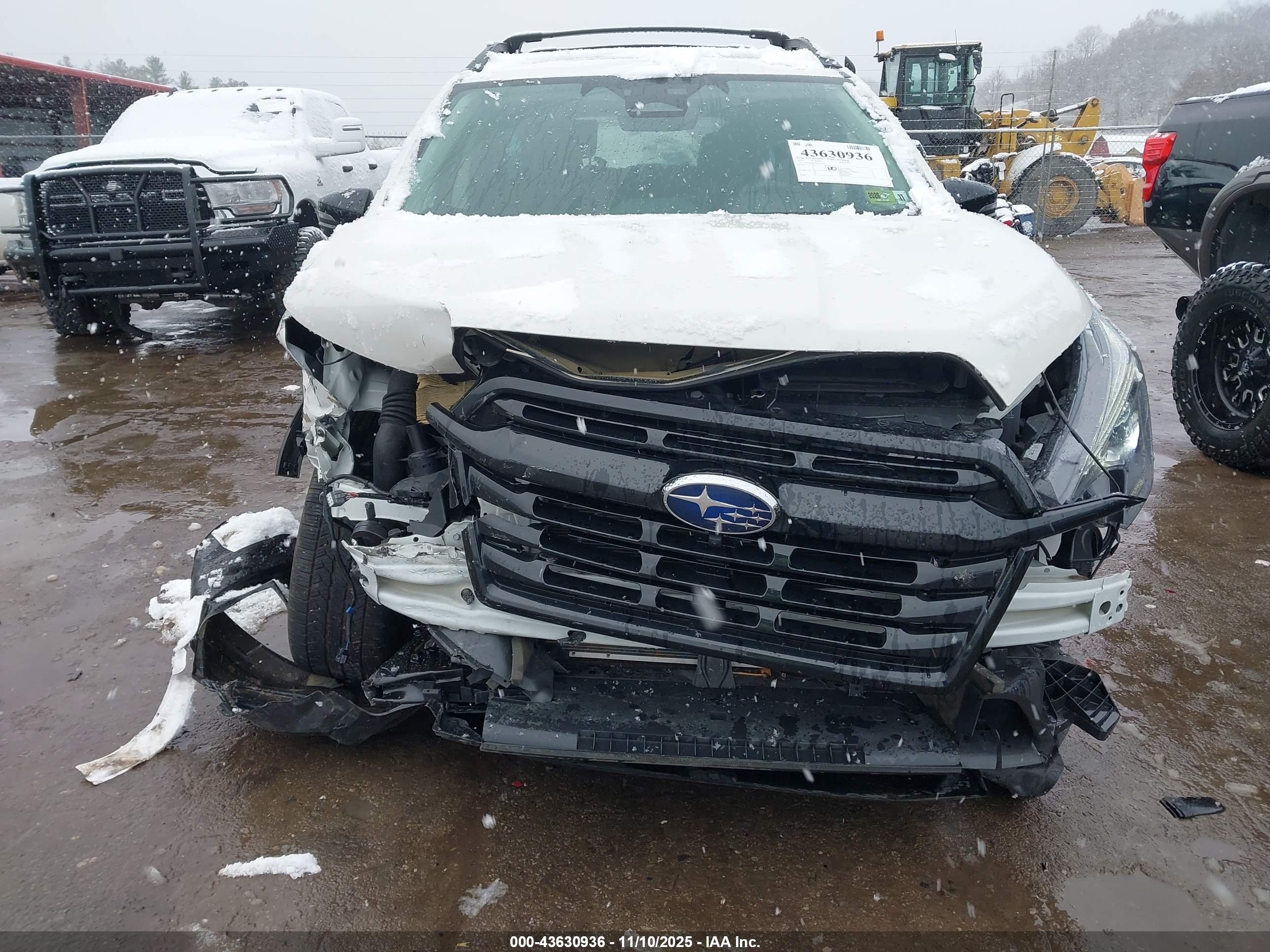 SUBARU ASCENT image 6