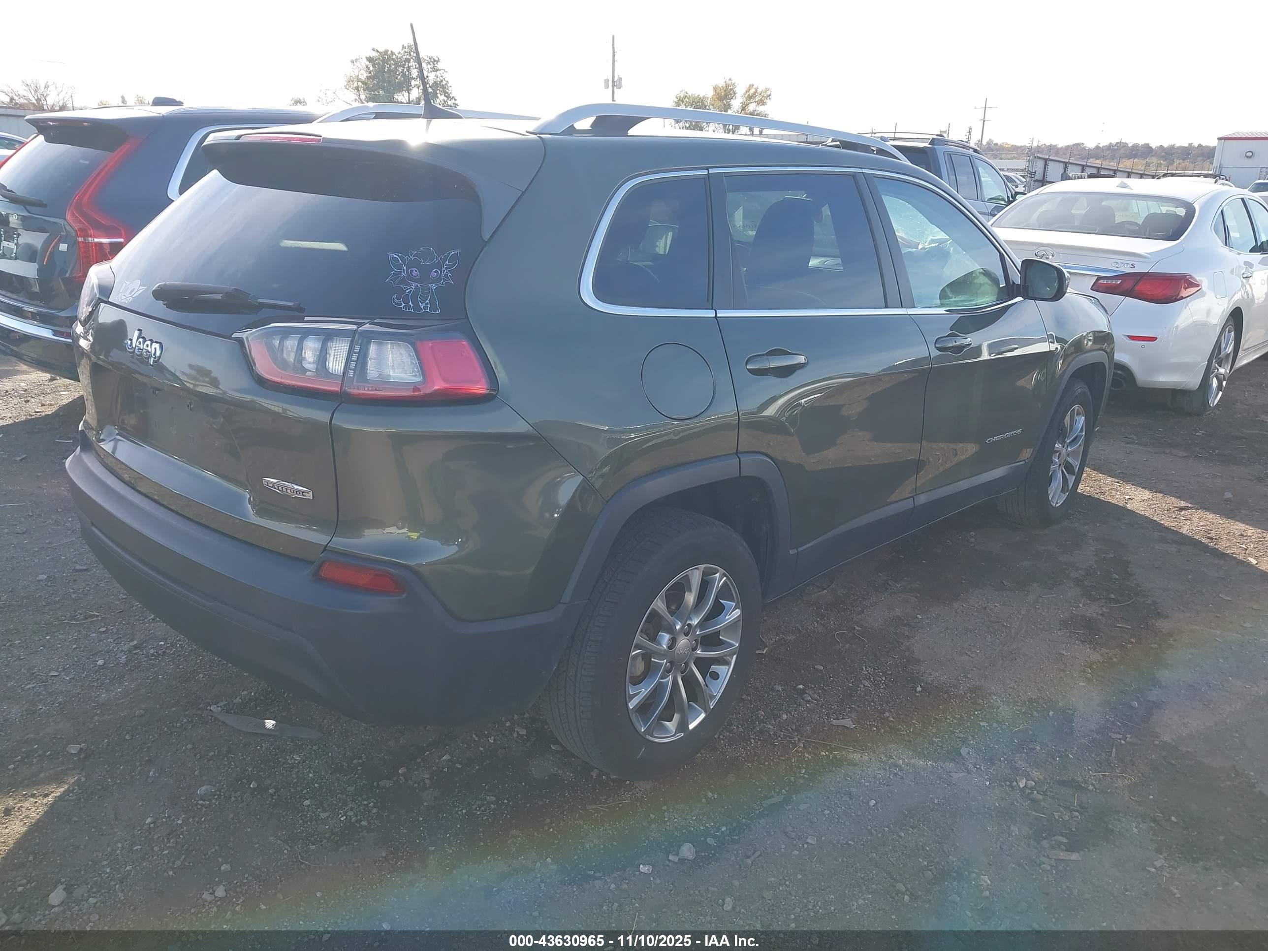 JEEP CHEROKEE image 4