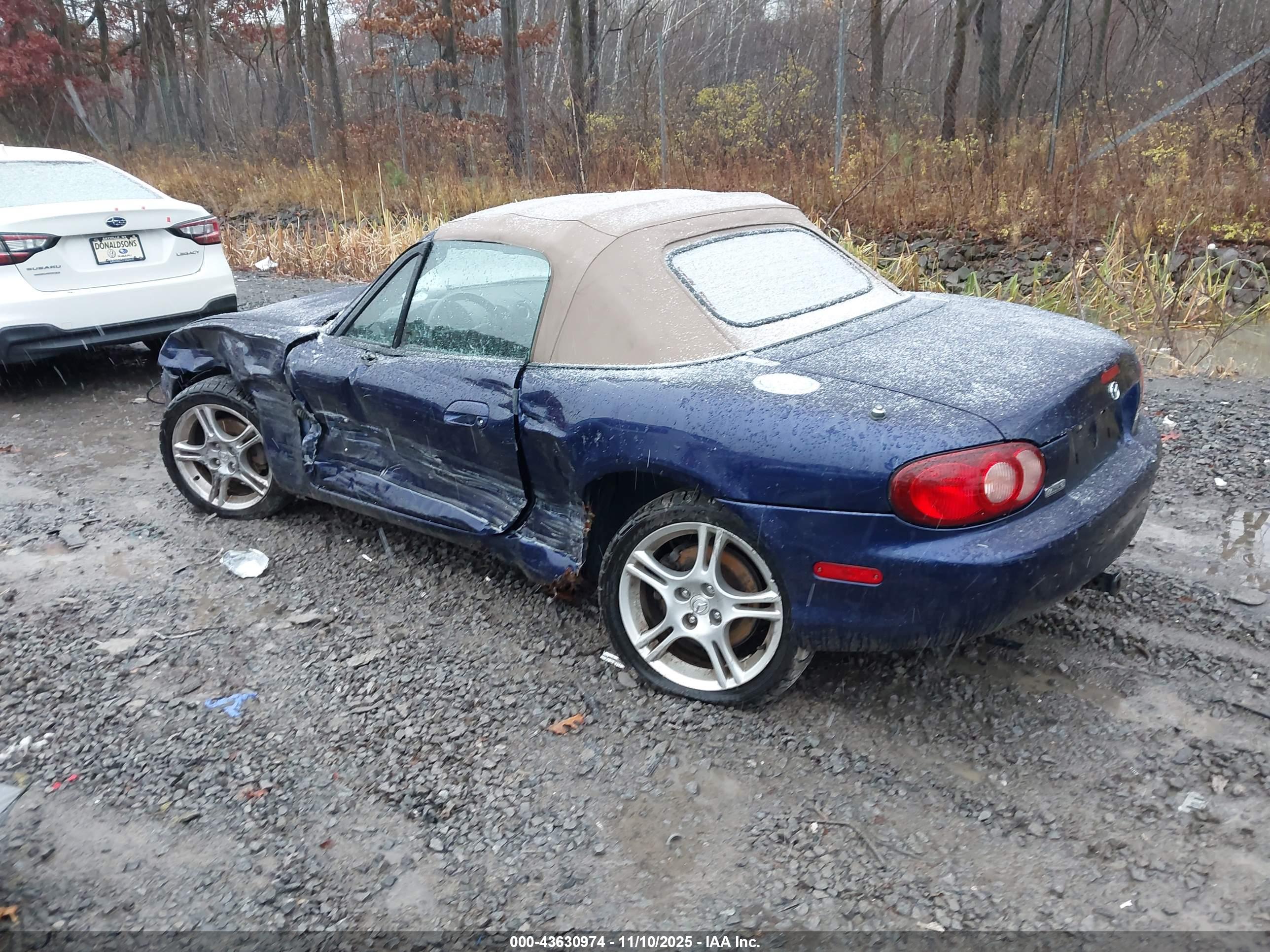 MAZDA MX-5 image 3